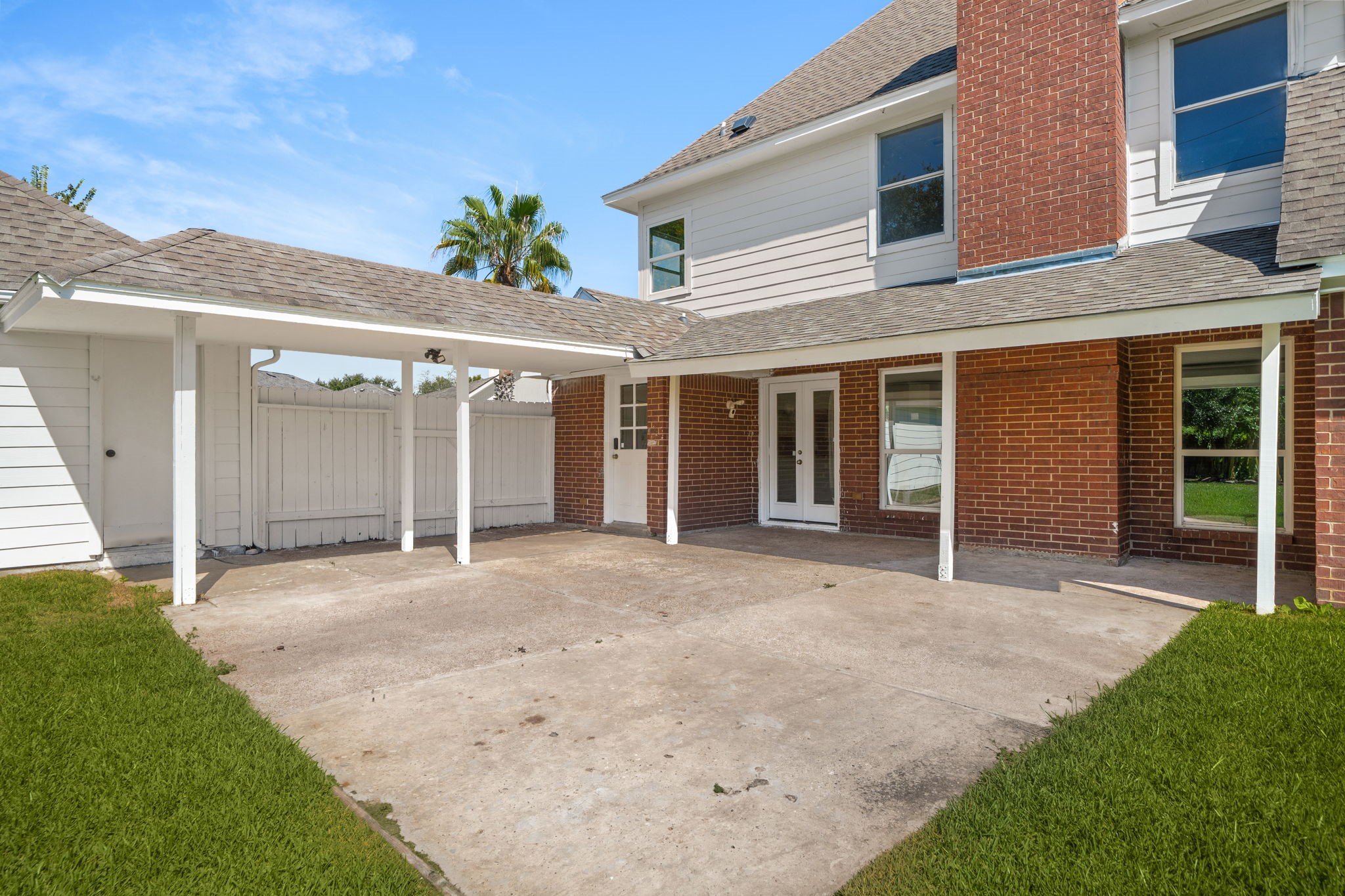 16439 Hidden Gate Court Property Photo 27