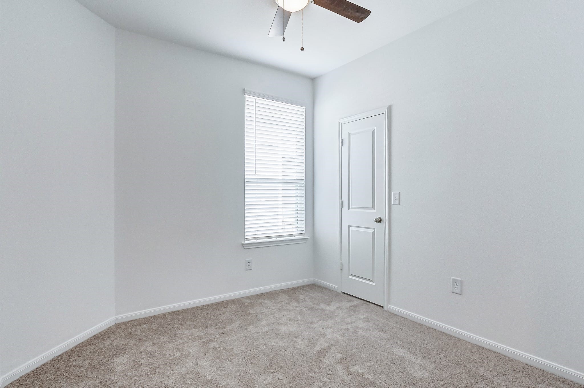 17610 Calabash Drive Property Photo 20