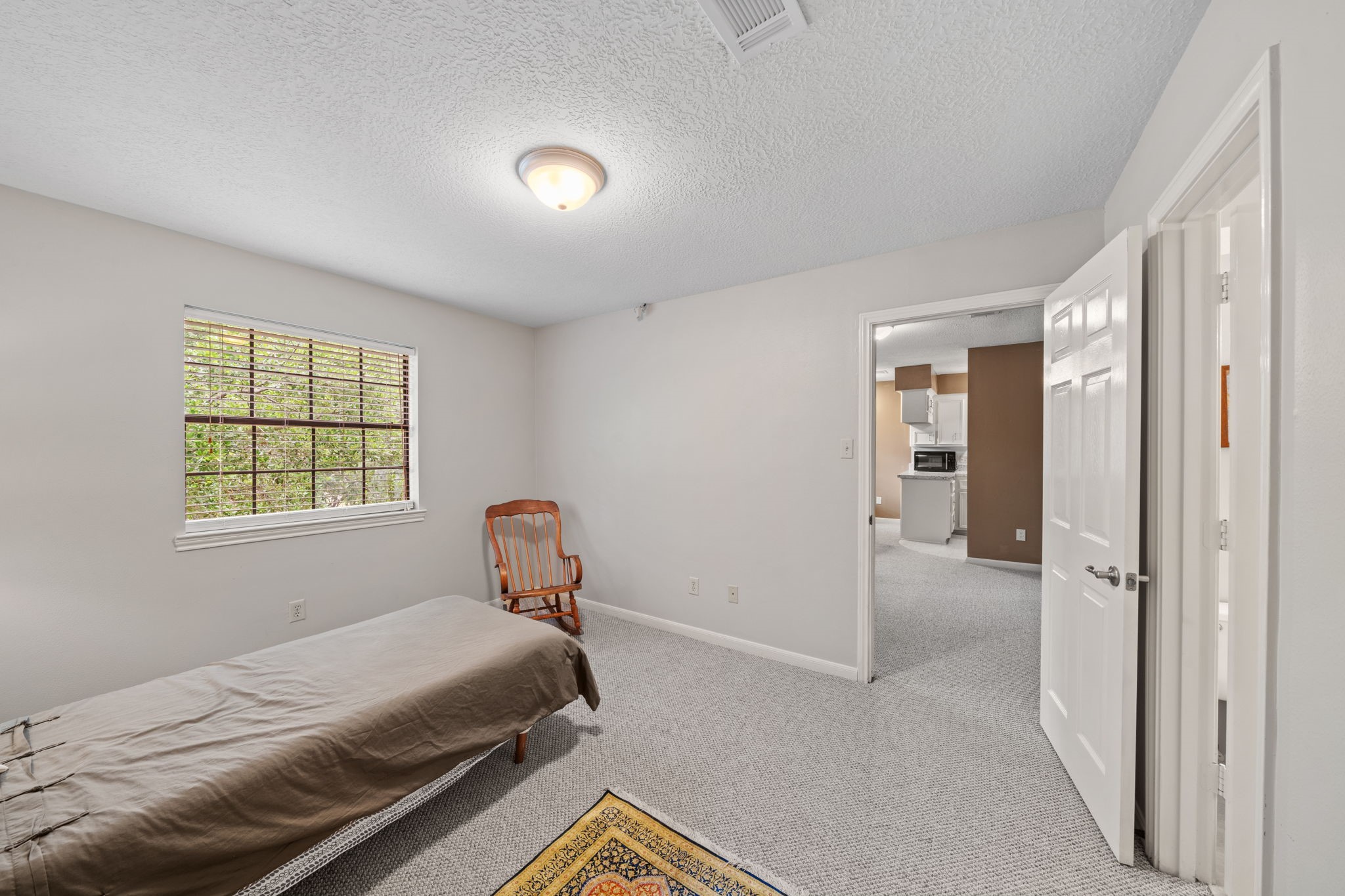 15427 Terrace Oaks Drive Property Photo 28