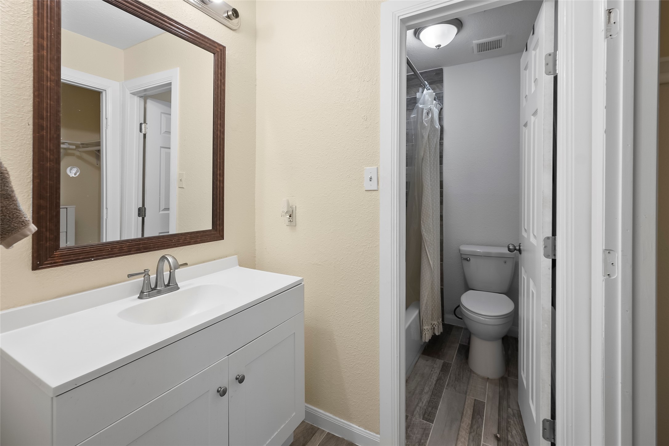 11007 White Oak Bend Drive Property Photo 14