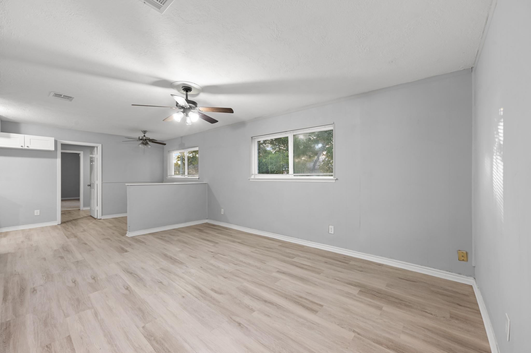 4802 Hannas Reef Drive Property Photo 5