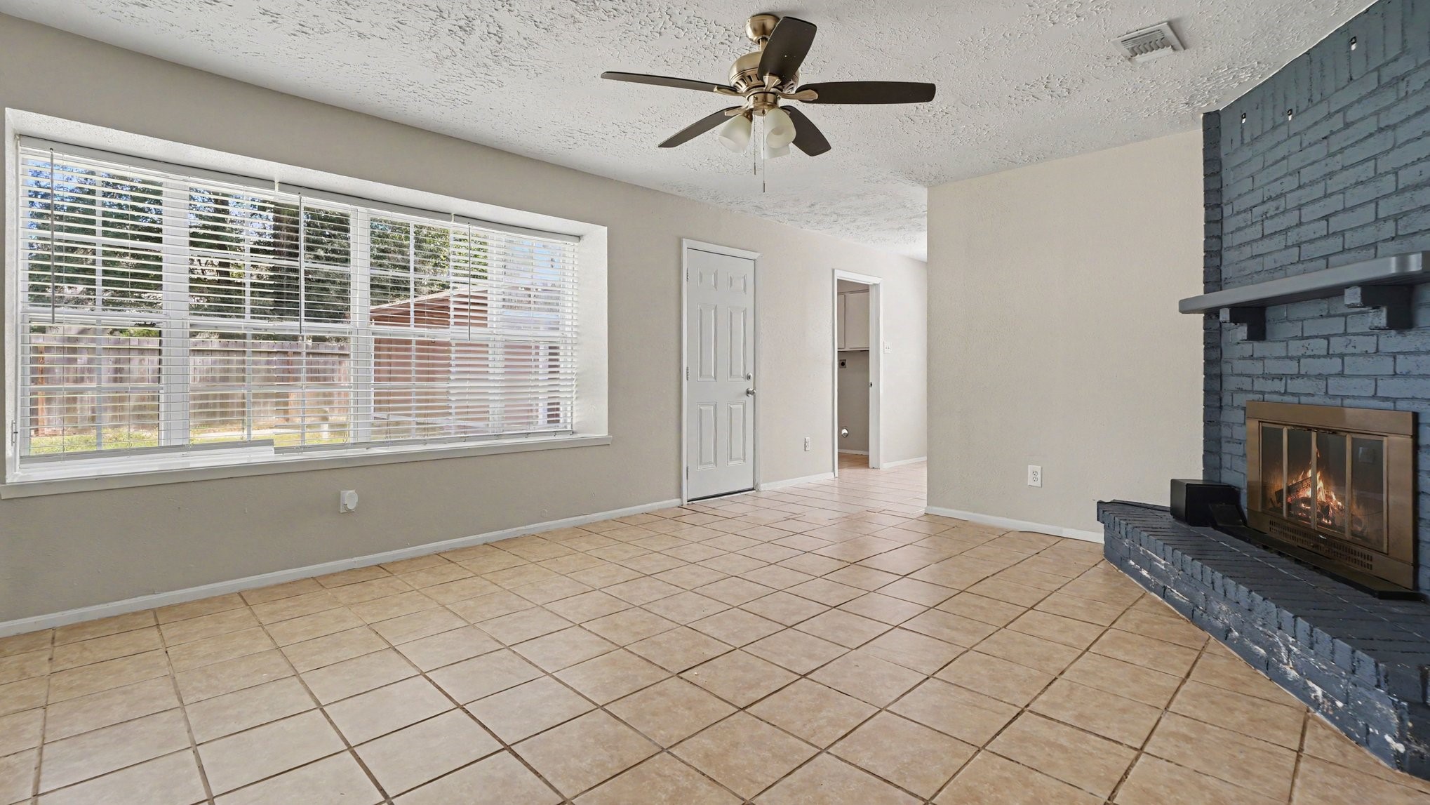 4423 Rosegate Drive Property Photo 4