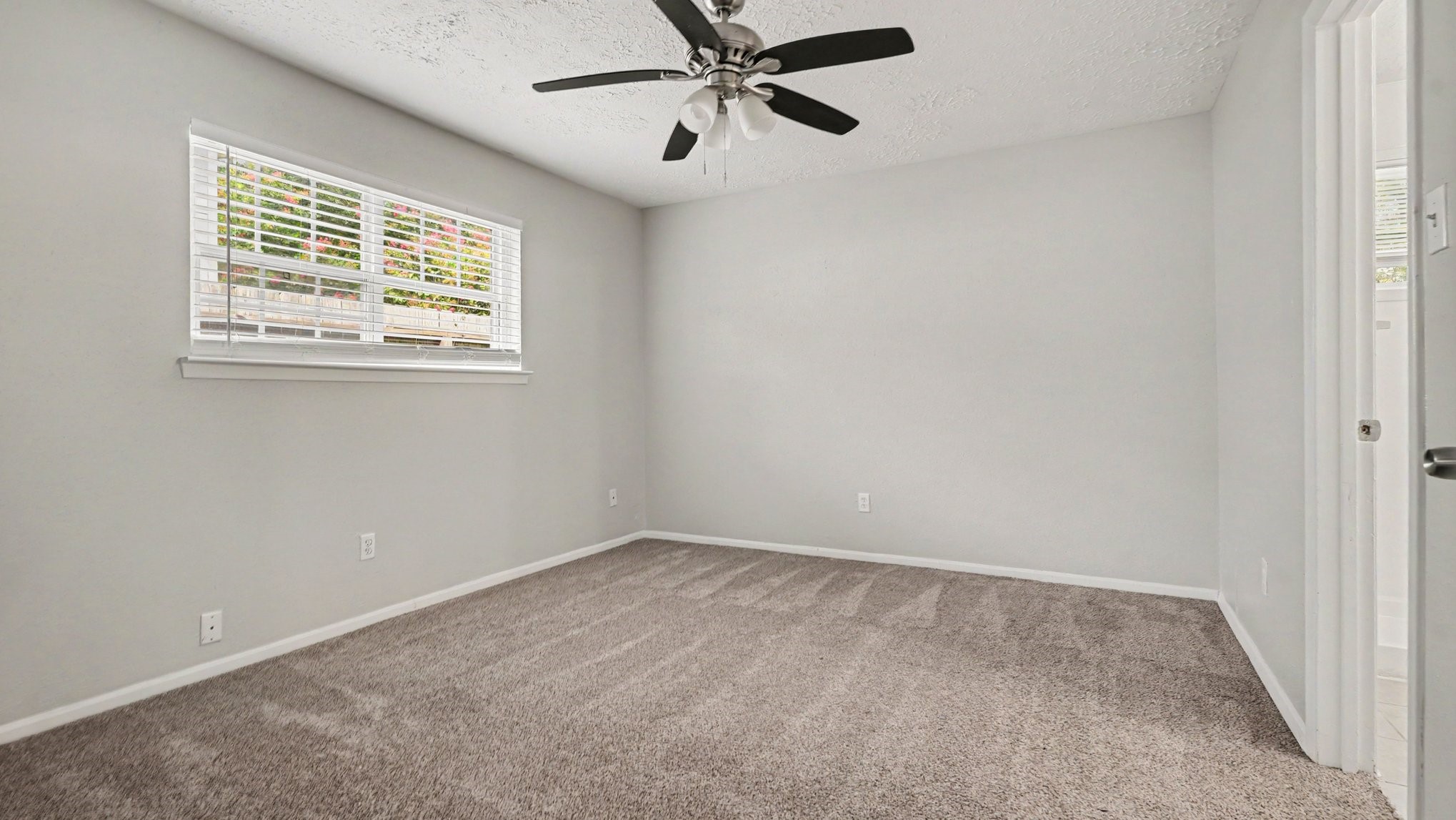 4423 Rosegate Drive Property Photo 9