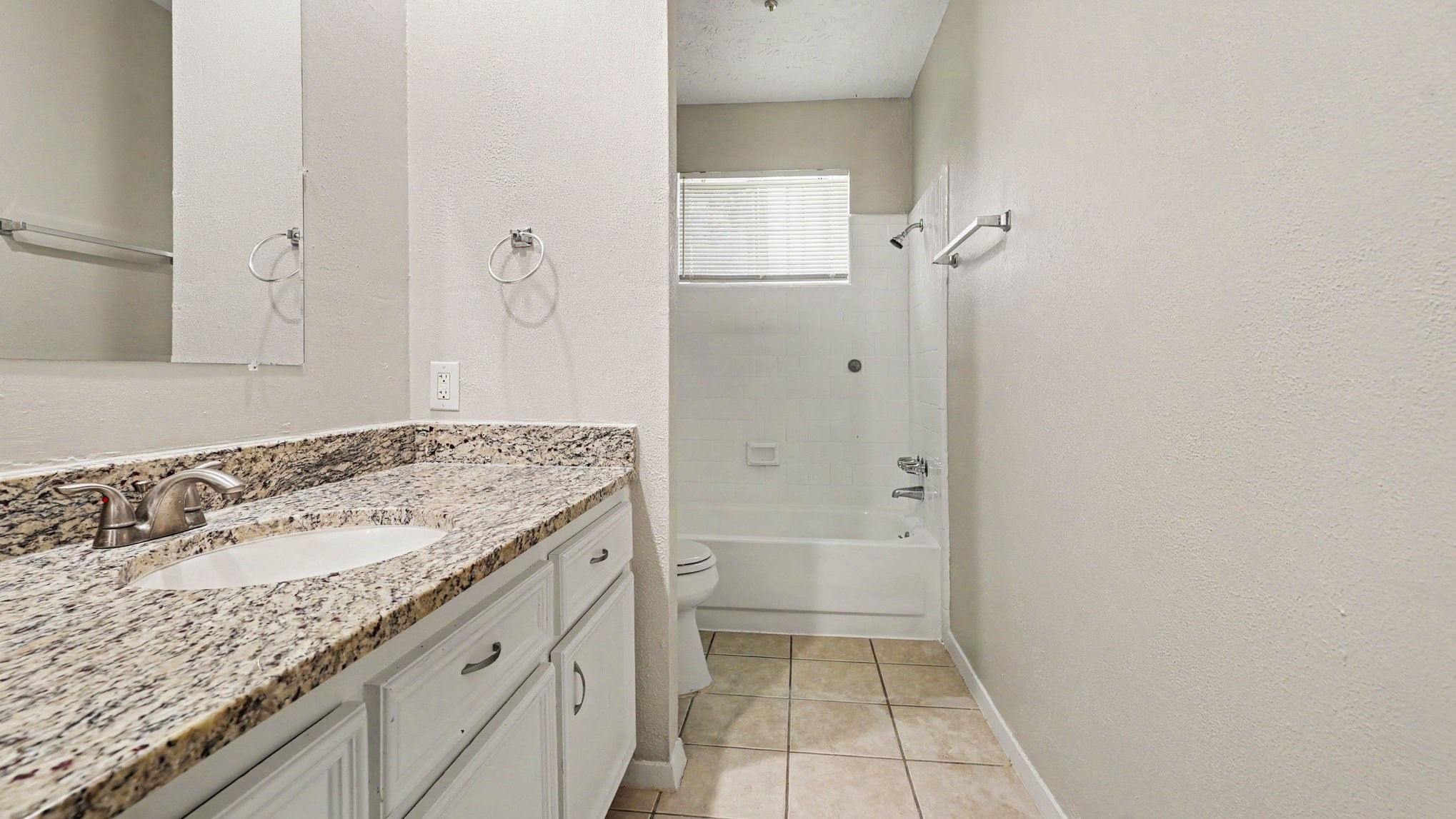 4423 Rosegate Drive Property Photo 16