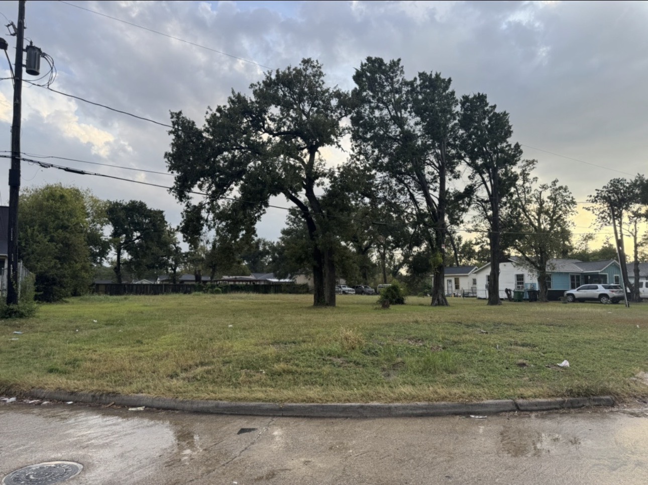 6714 E Crosstimbers Street Property Photo 3