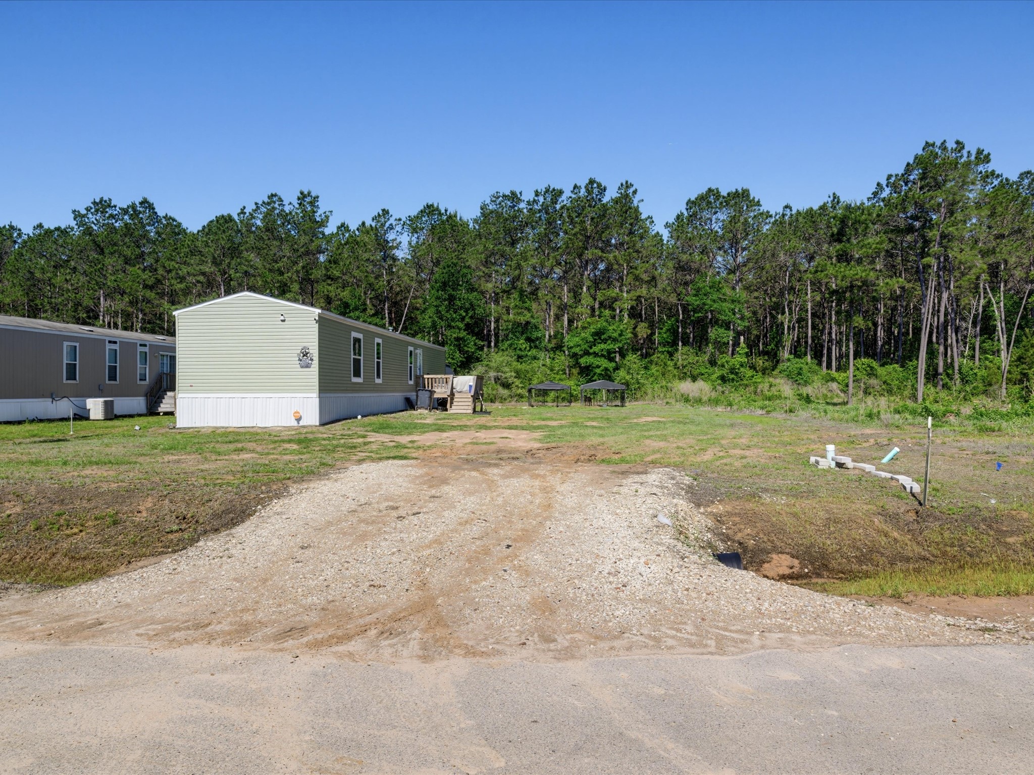 12556 Stablegate Drive Property Photo 1