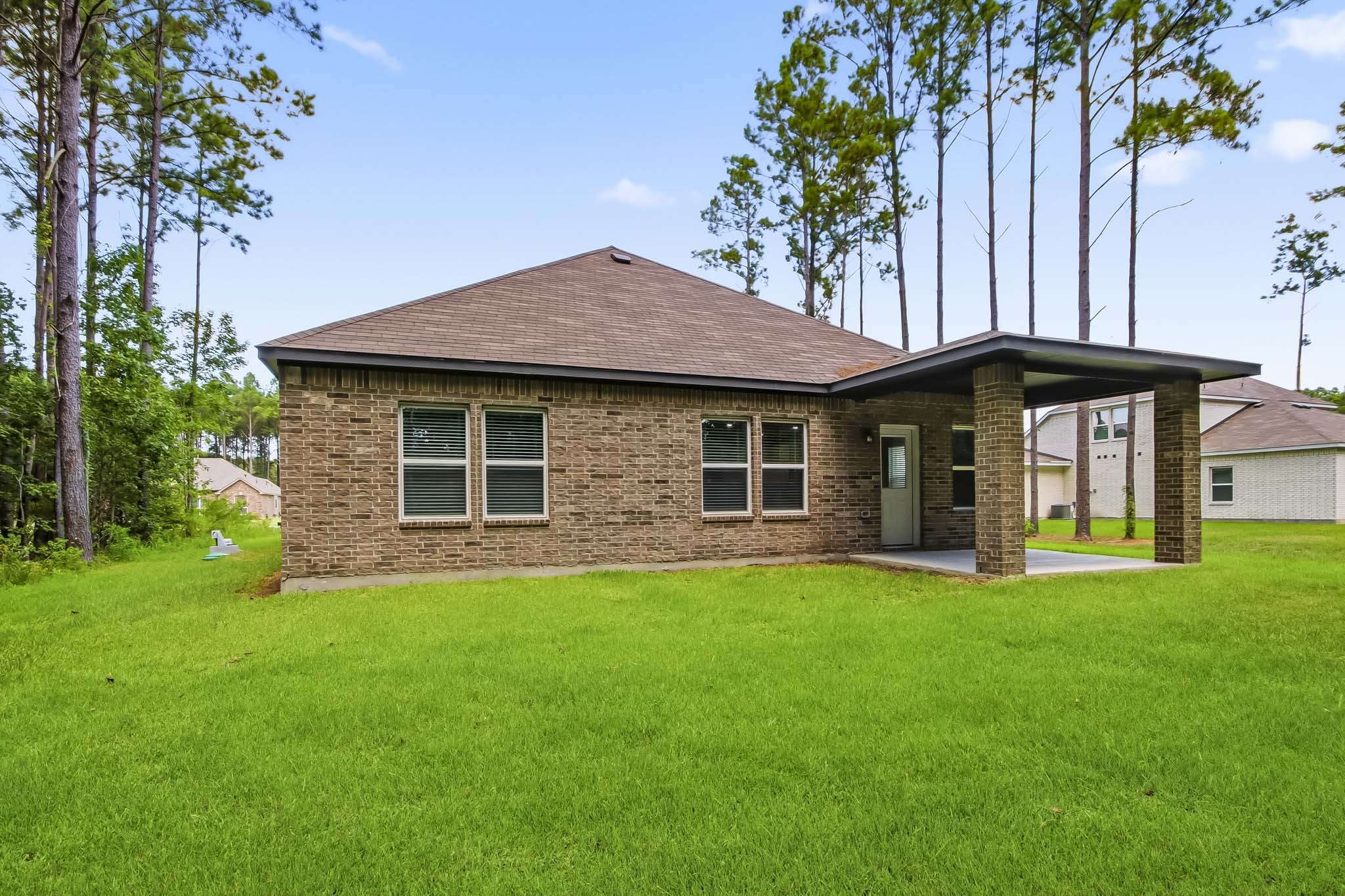 1355 Coastal Drive Property Photo 20