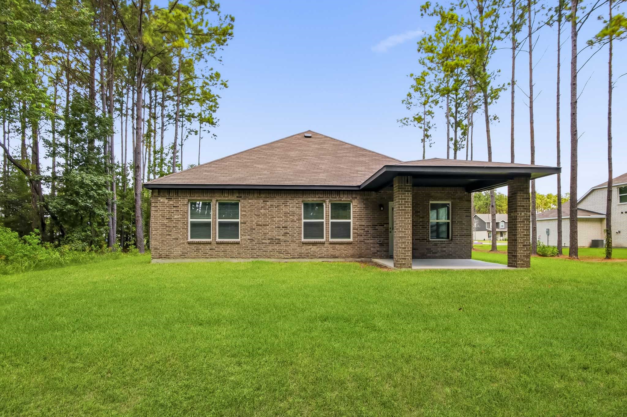 1355 Coastal Drive Property Photo 21