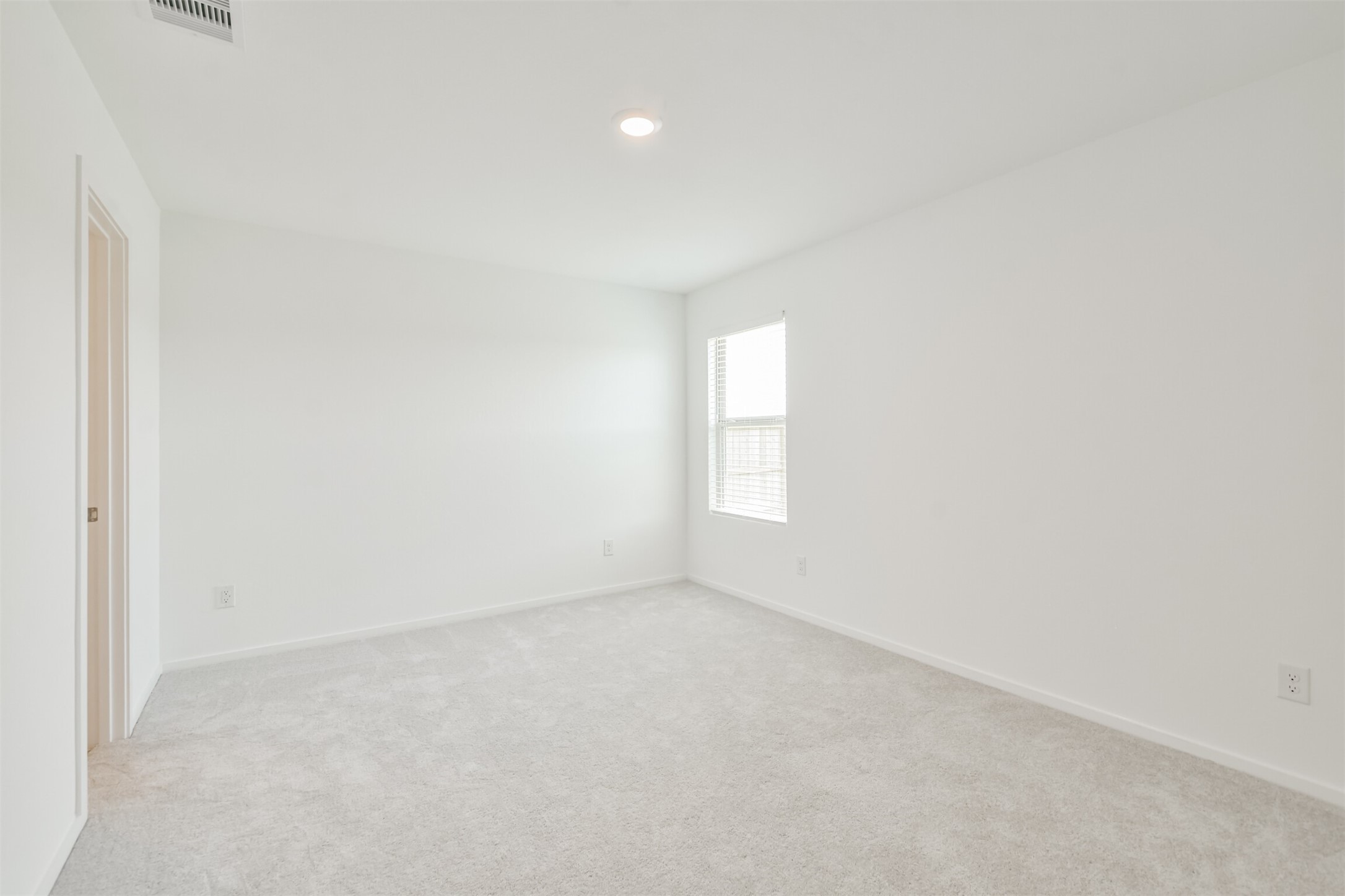 18562 Cepagatti Drive Property Photo 11
