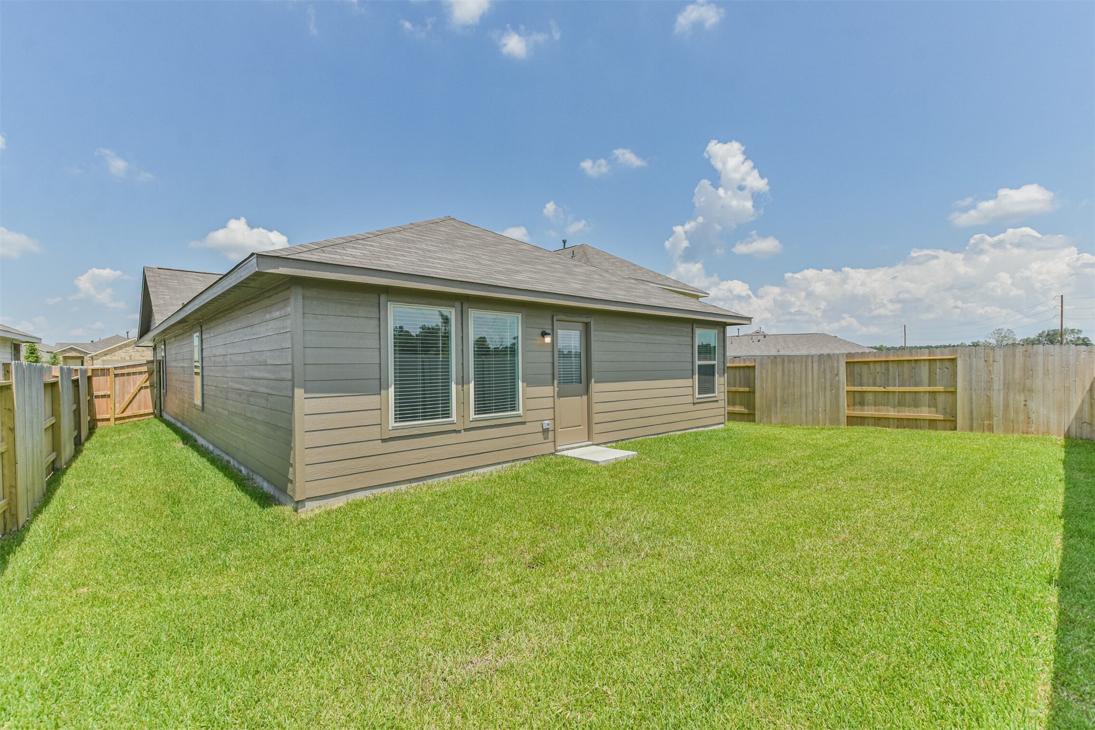 18562 Cepagatti Drive Property Photo 27