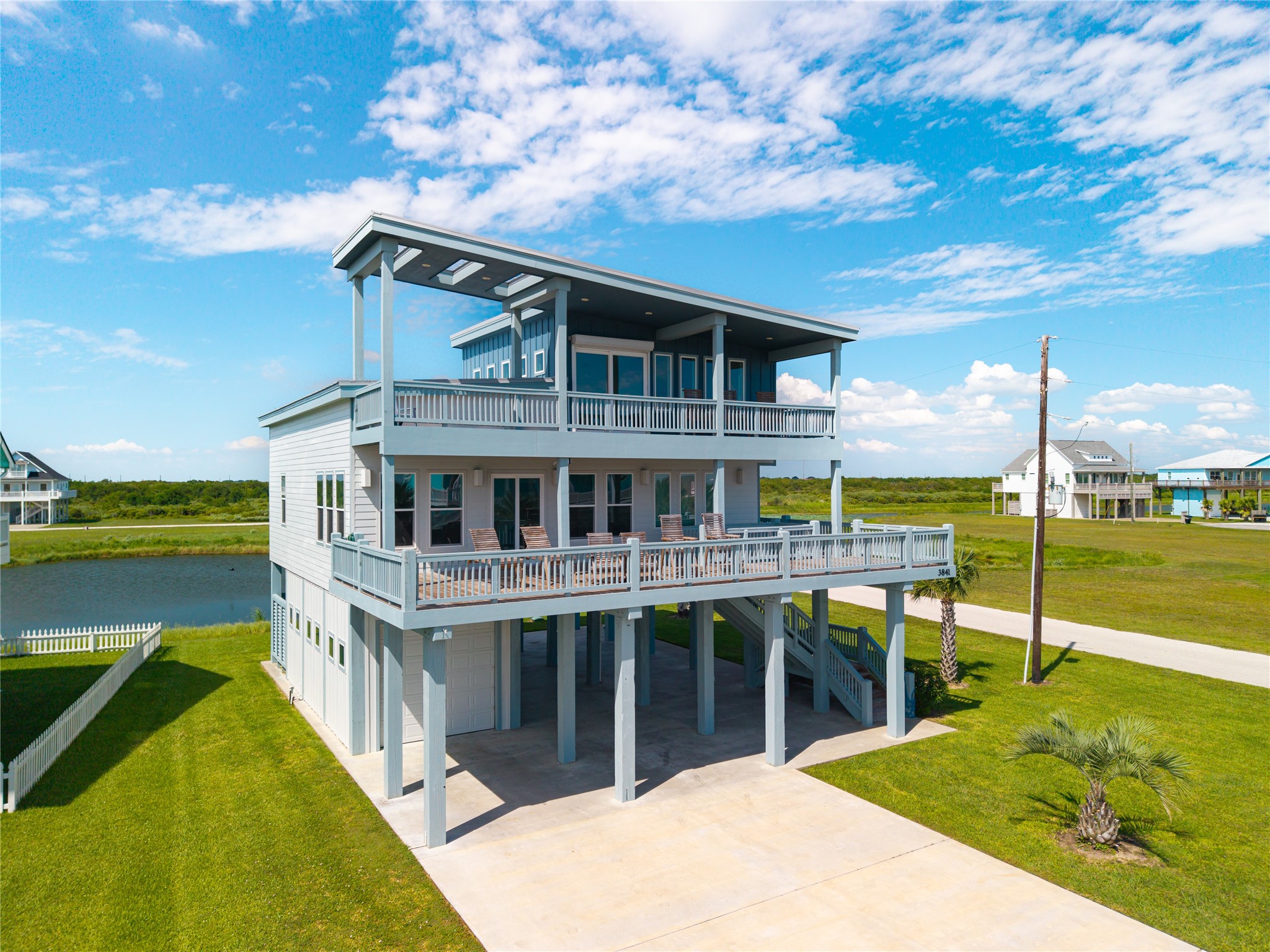 3841 Biscayne Beach Road Property Photo 1