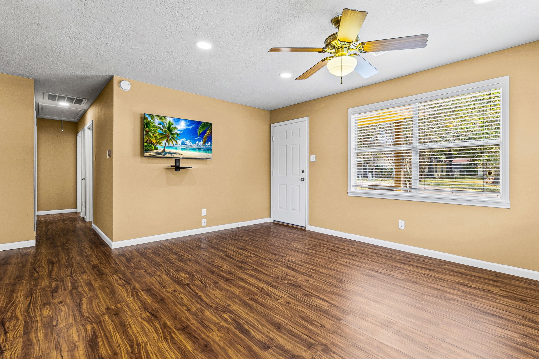 330 Pine Brook Dr Property Photo 17