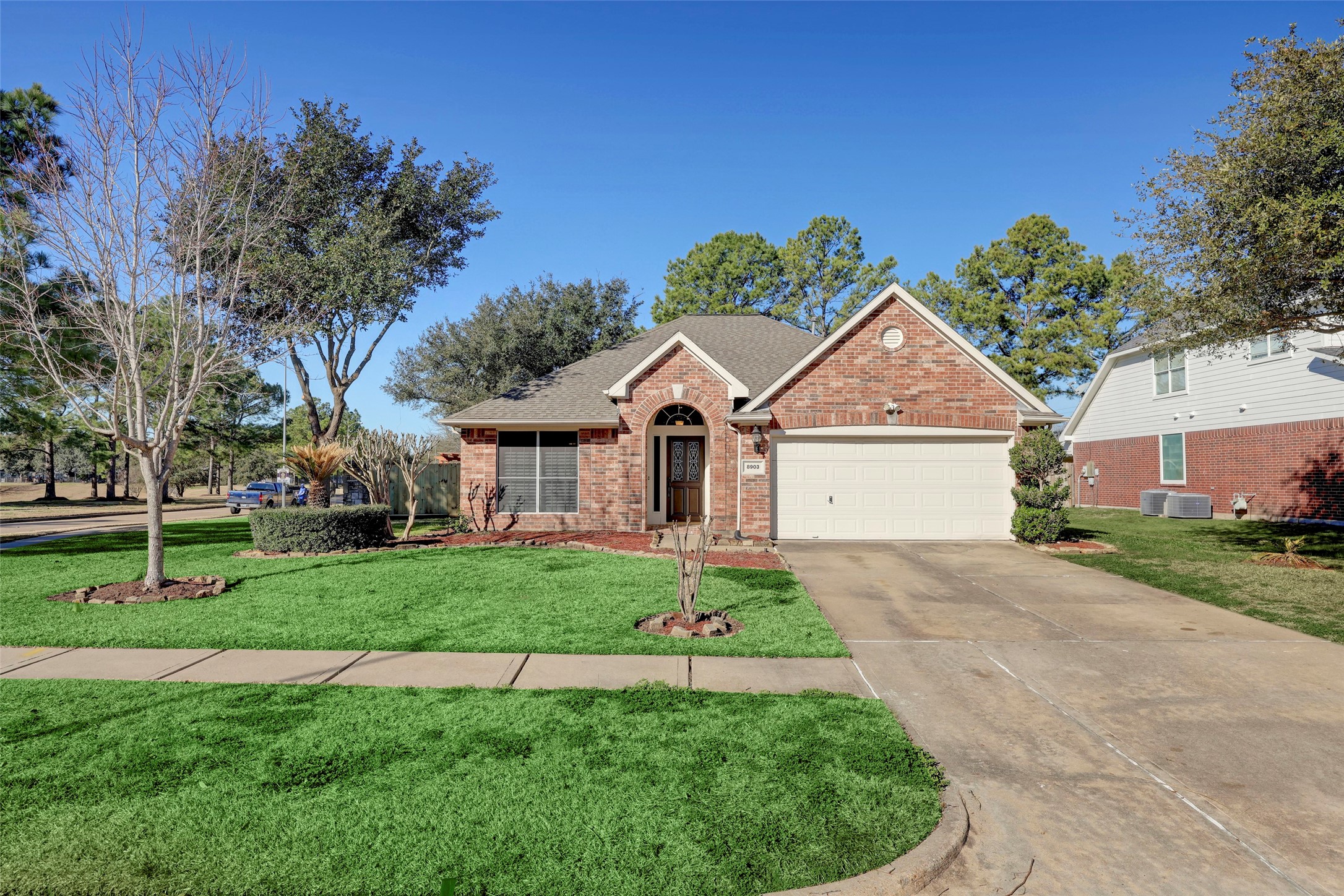 8903 Aberdeen Park Drive Property Photo 20