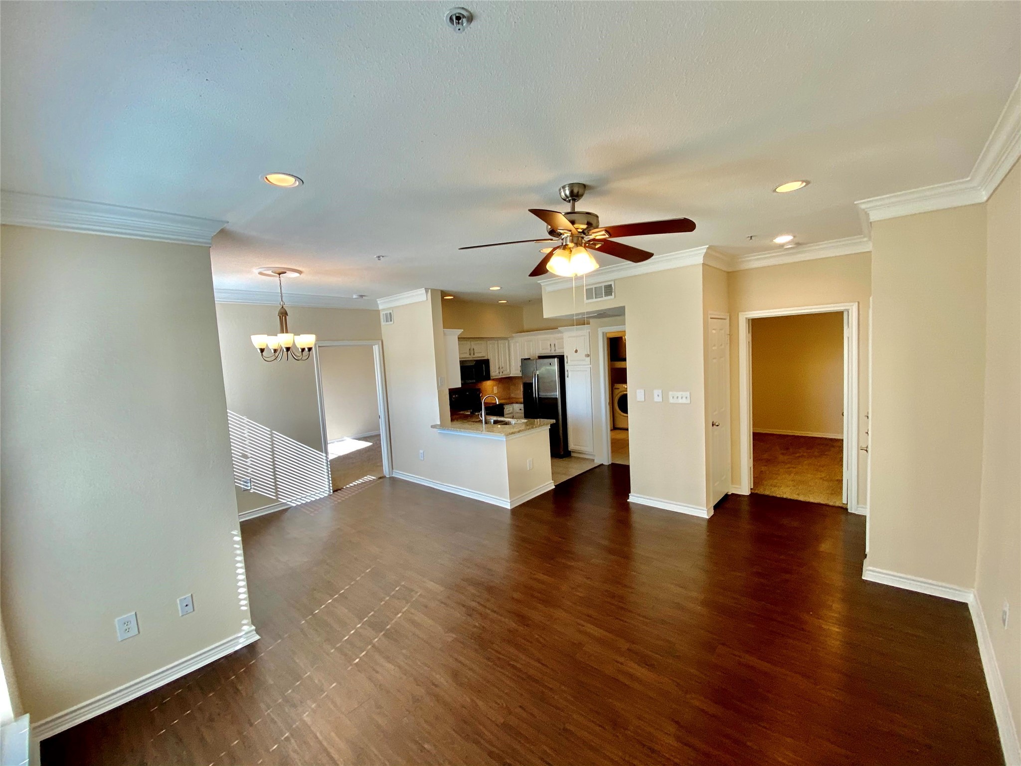 1919 Post Oak Park Drive 4102 Property Photo 1