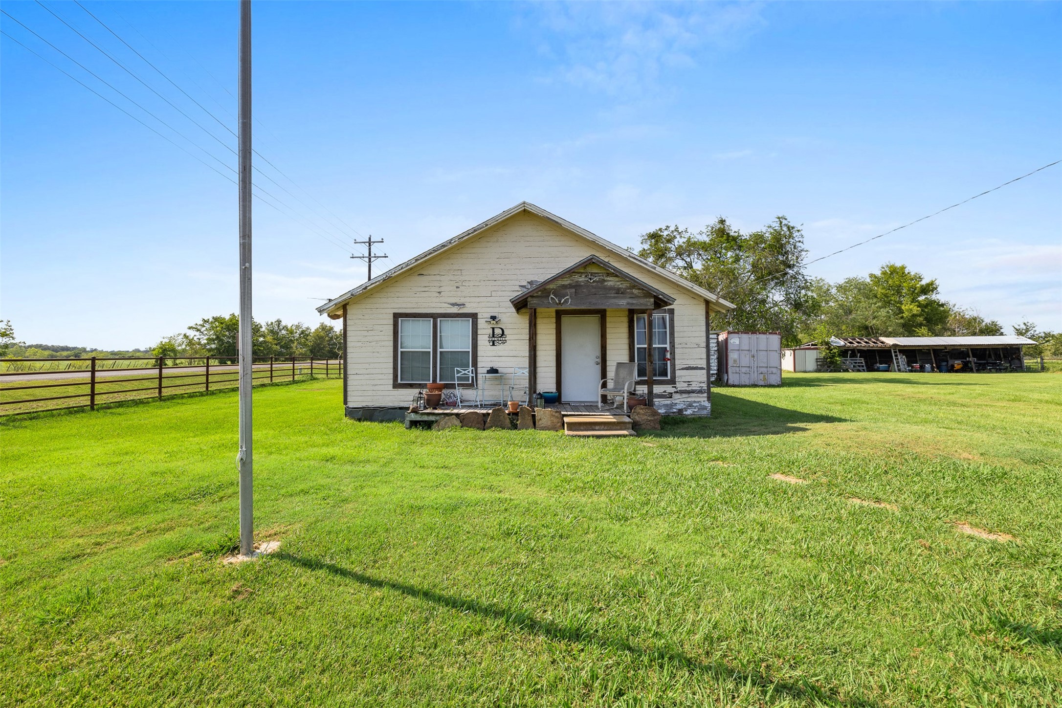 8825 Fm 937 Property Photo 4