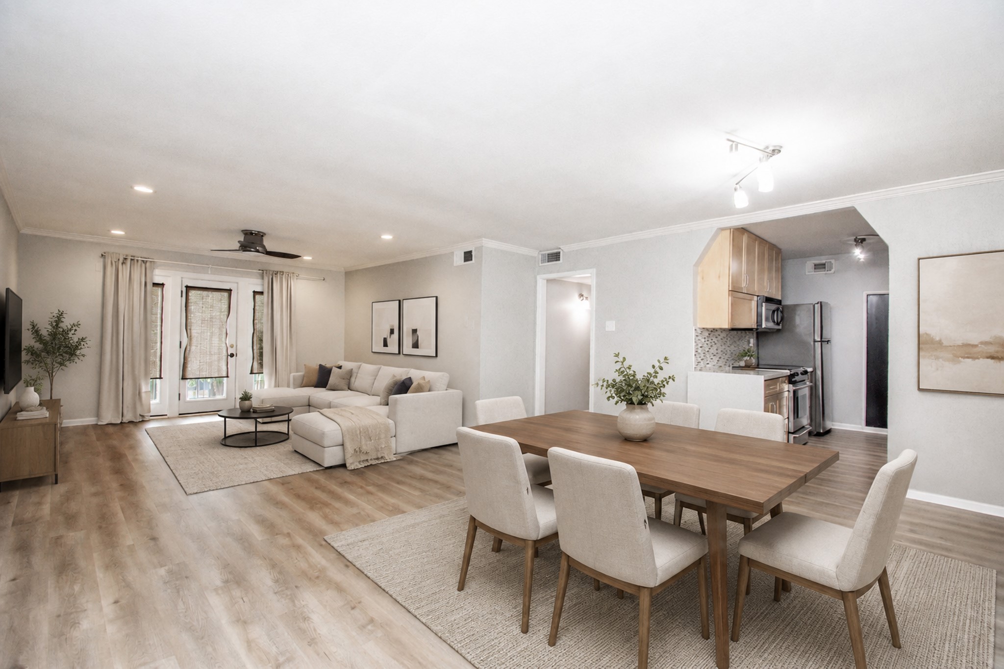 7575 Katy Freeway 92 Property Photo 1