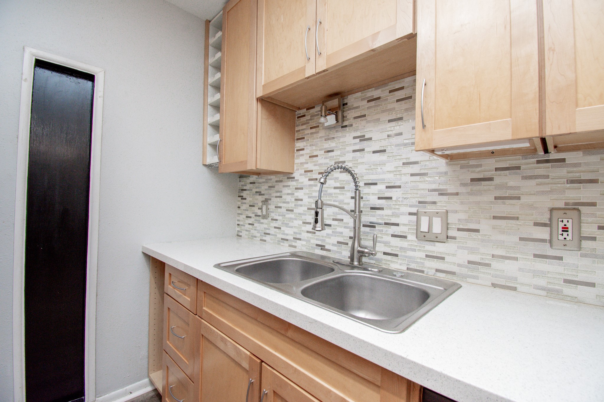 7575 Katy Freeway 92 Property Photo 8