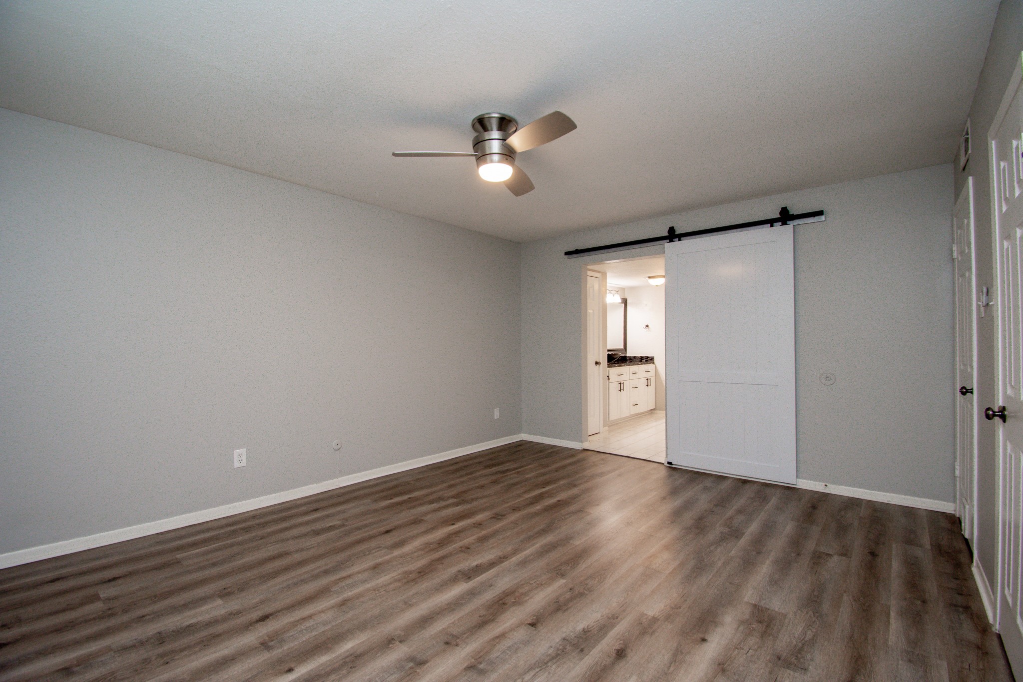 7575 Katy Freeway 92 Property Photo 11