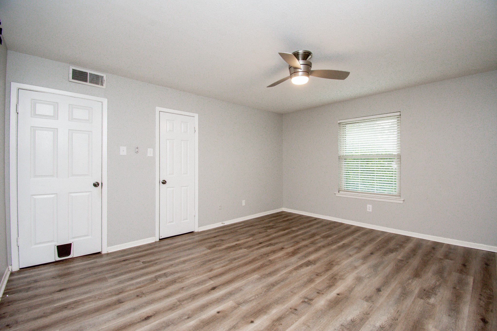 7575 Katy Freeway 92 Property Photo 13