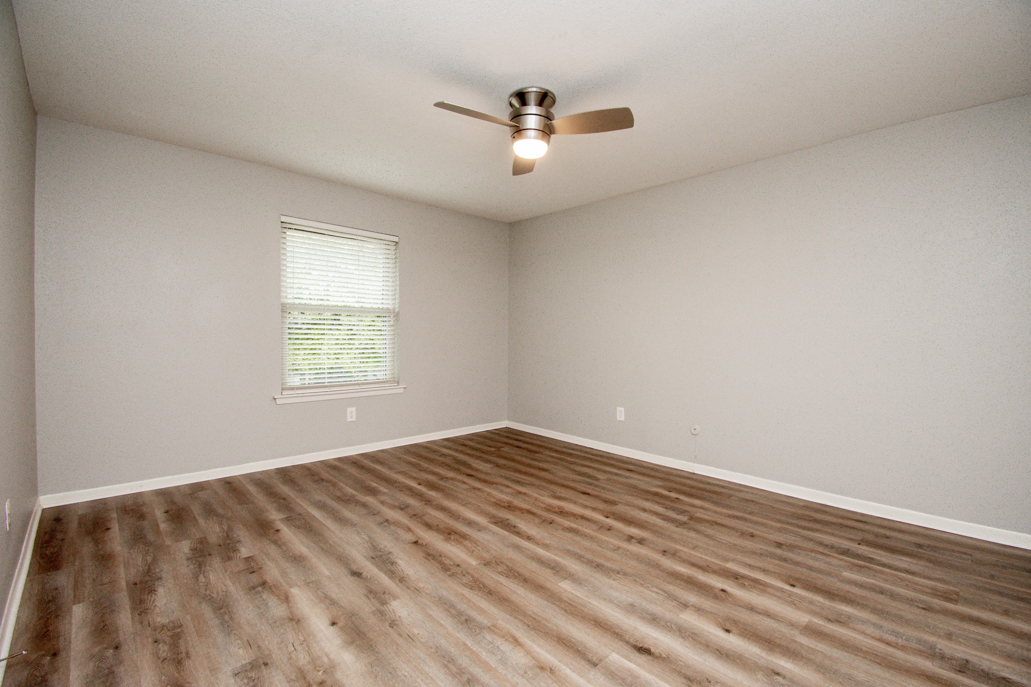 7575 Katy Freeway 92 Property Photo 14