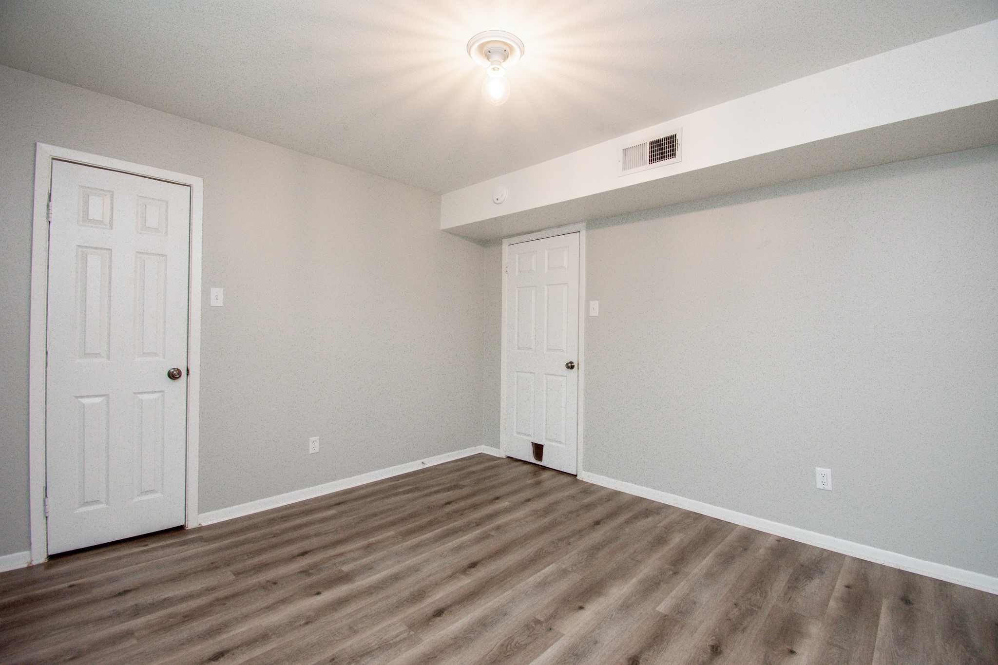 7575 Katy Freeway 92 Property Photo 23