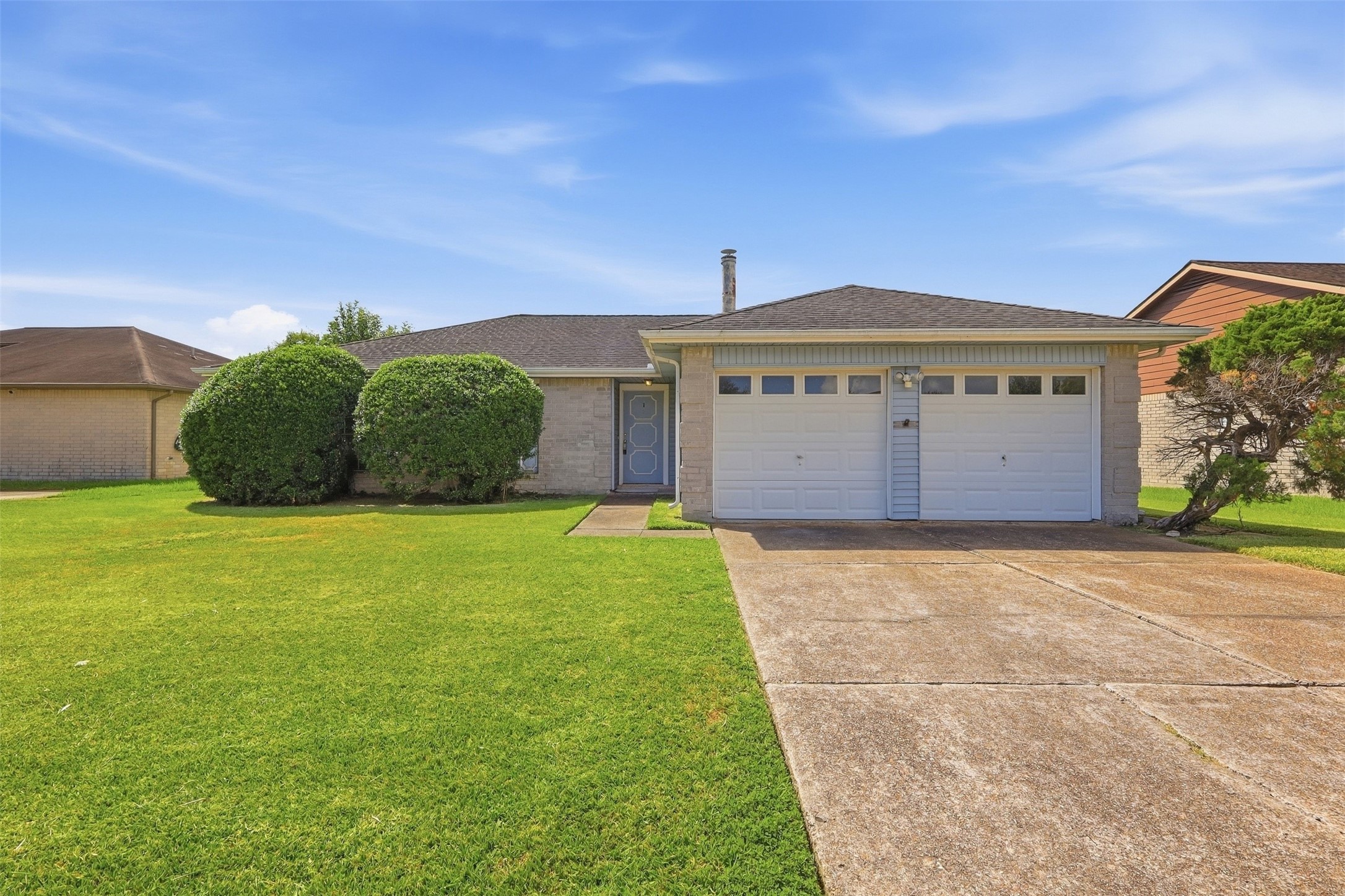10110 Shell Rock Road Property Photo 1