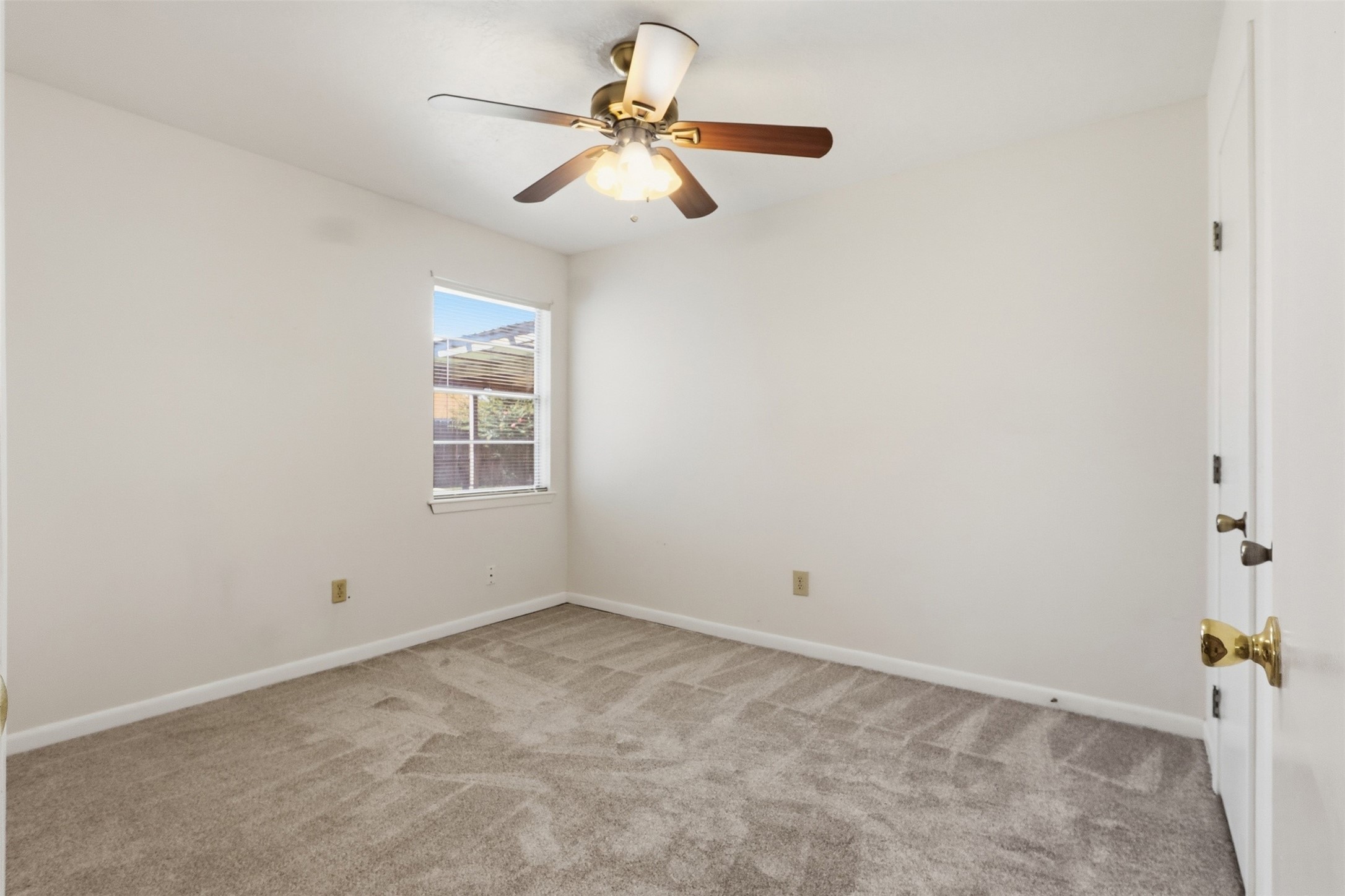 10110 Shell Rock Road Property Photo 16