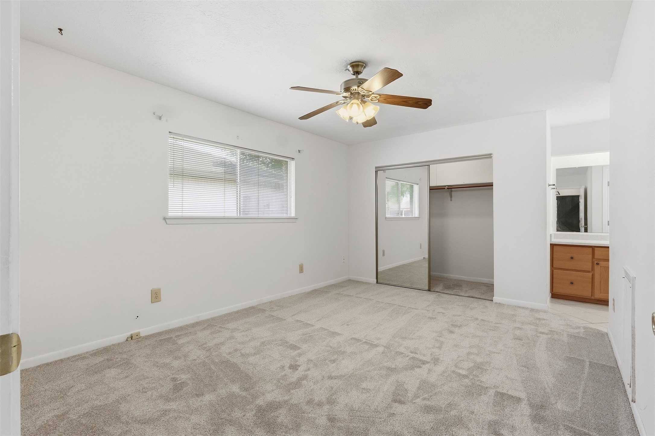 10110 Shell Rock Road Property Photo 18