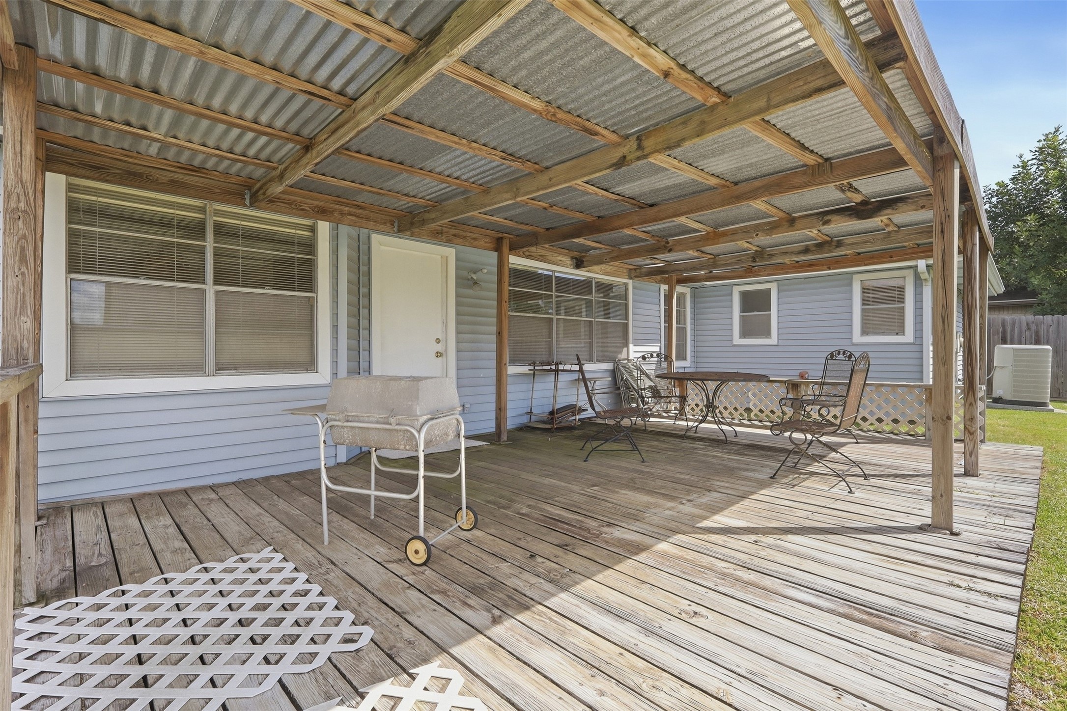 10110 Shell Rock Road Property Photo 22