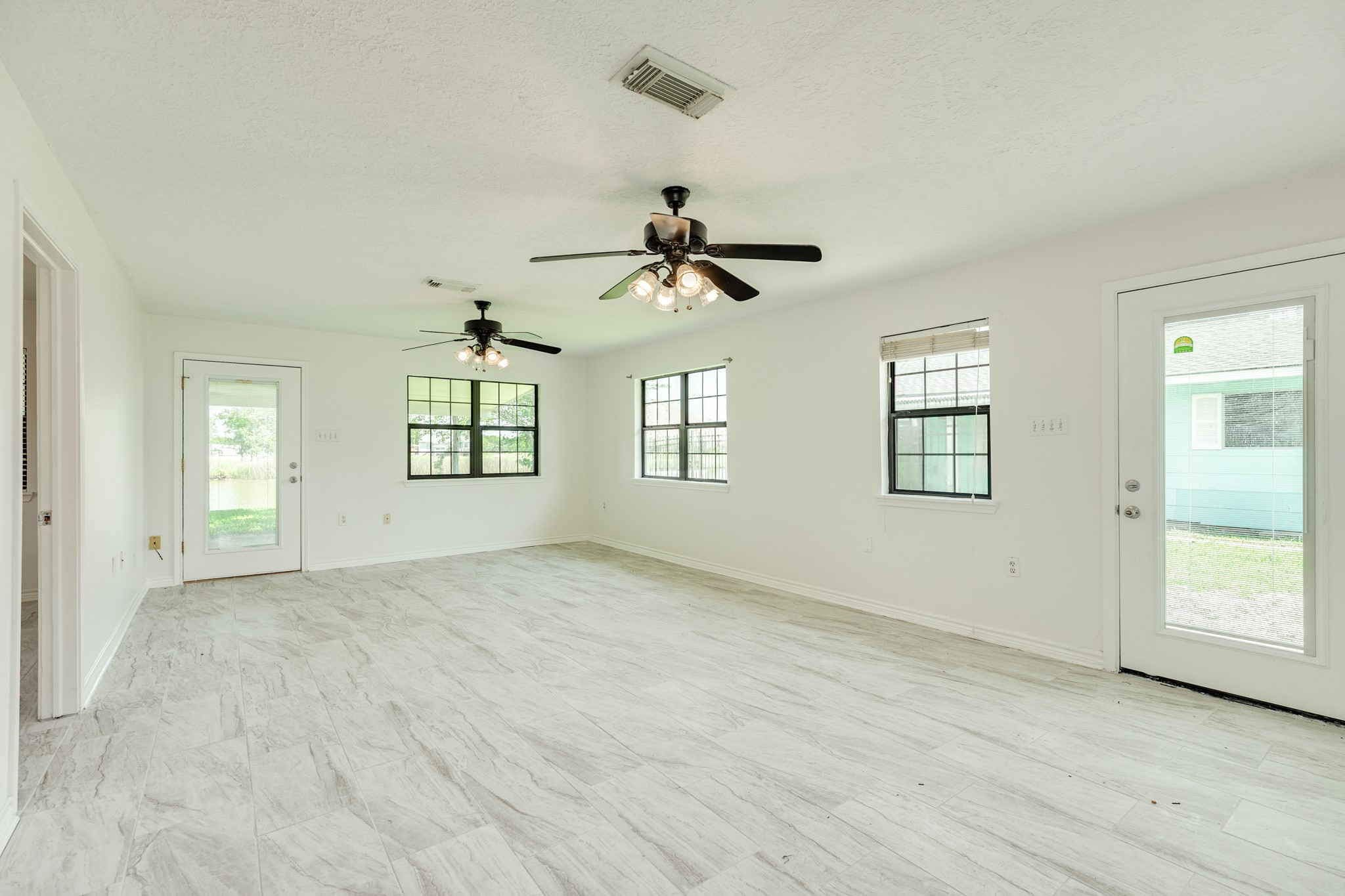 123 County Road 458d Drive Property Photo 5