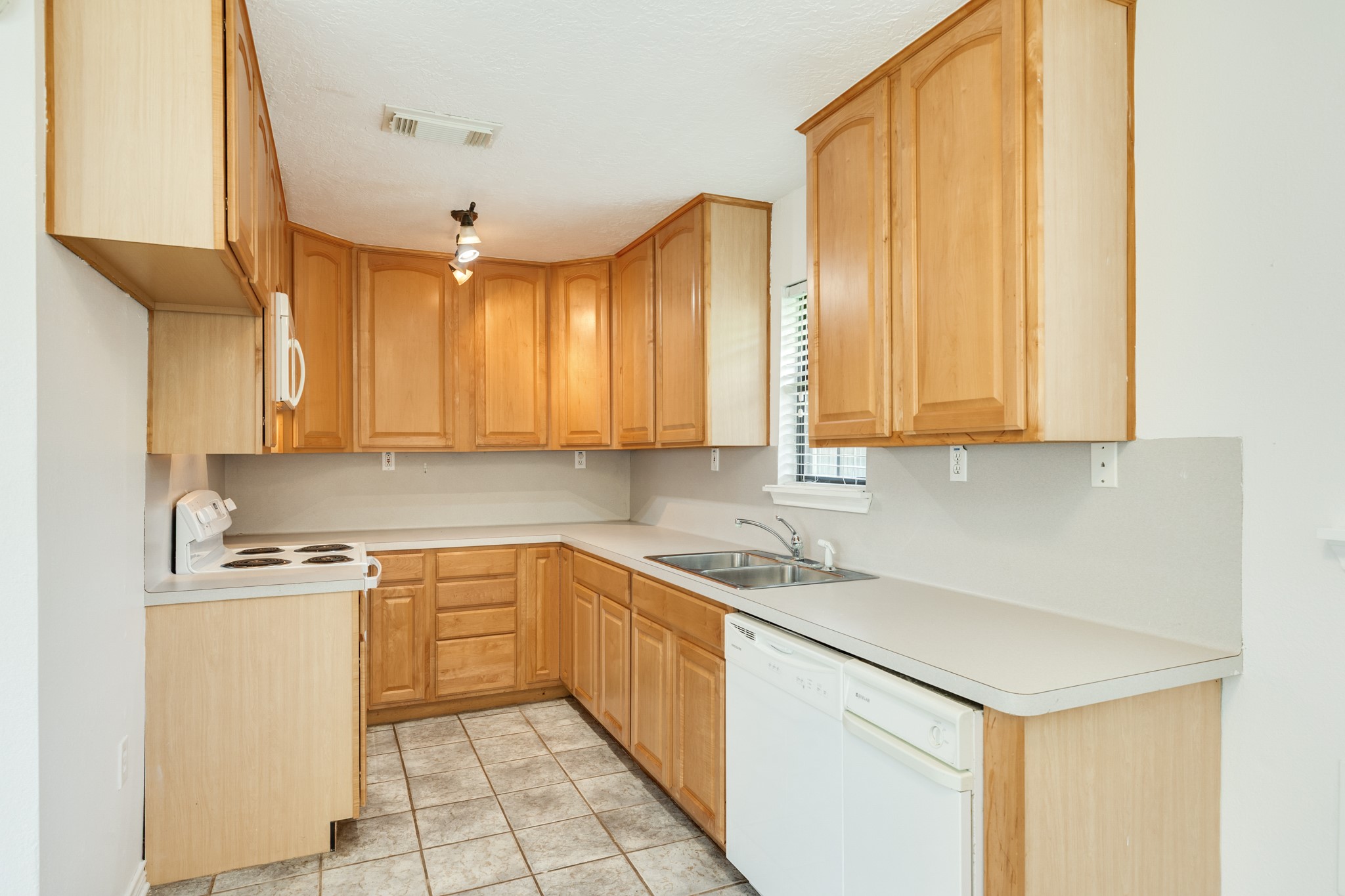 123 County Road 458d Drive Property Photo 15