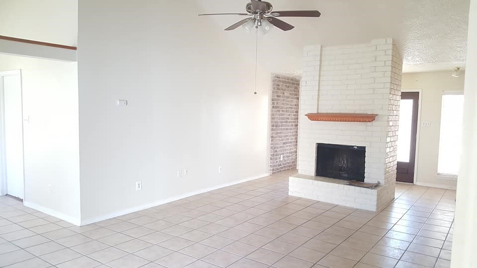 10423 Tenneco Drive Property Photo 5