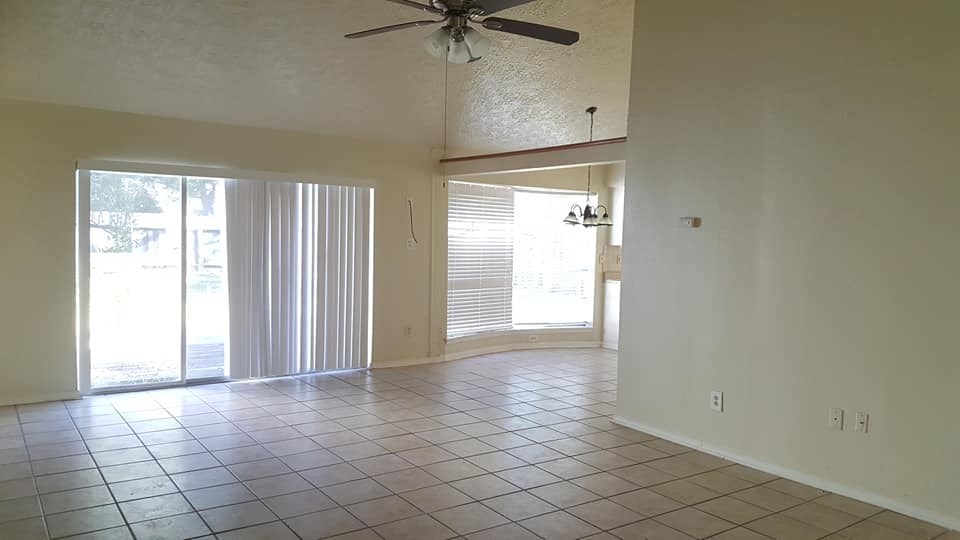 10423 Tenneco Drive Property Photo 8