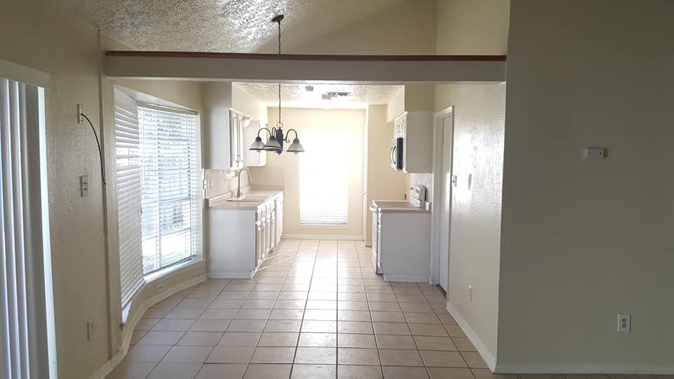 10423 Tenneco Drive Property Photo 10
