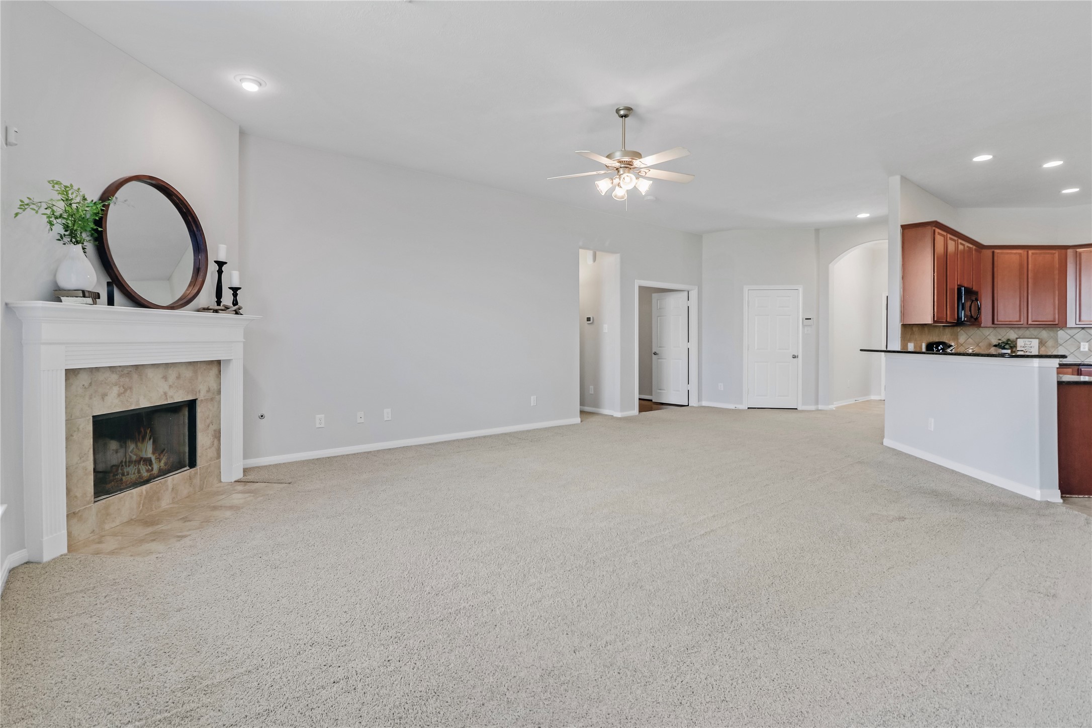 18110 Quarry Vale Drive Property Photo 5