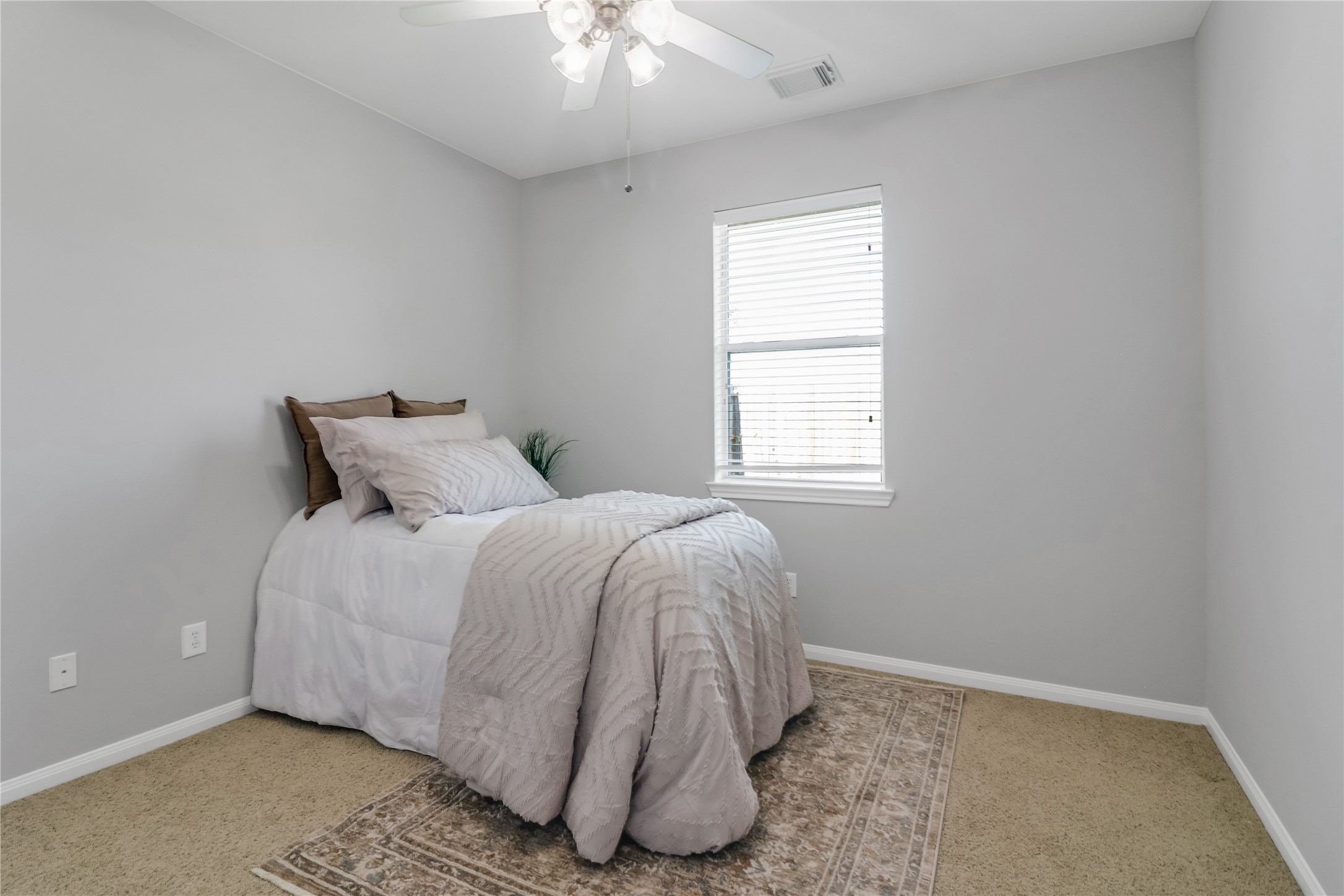 18110 Quarry Vale Drive Property Photo 17