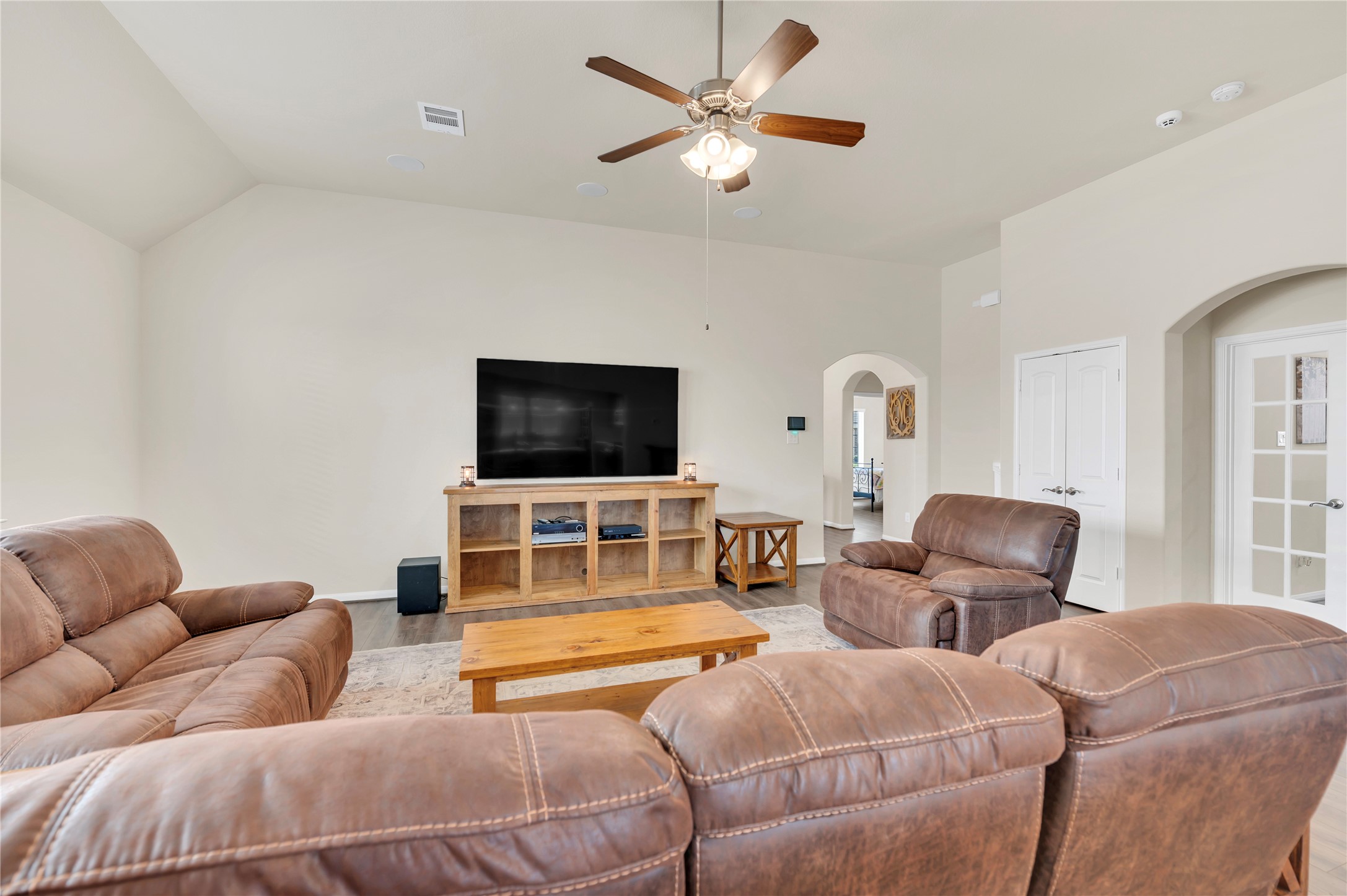 1849 Kenley Way Property Photo 10