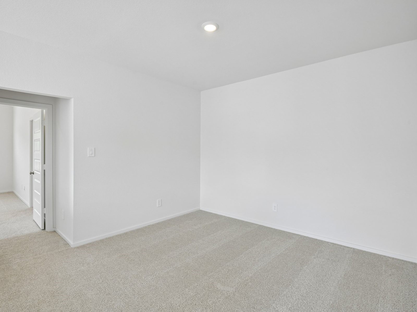 721 Sand Dollar Drive Property Photo 5