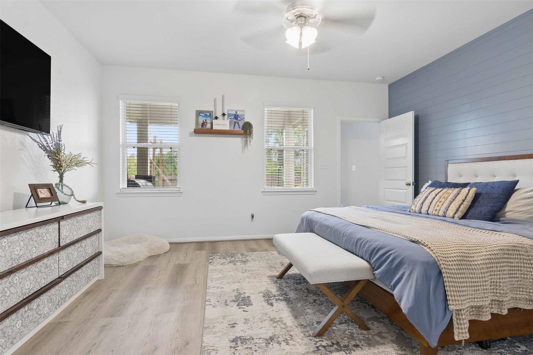 14002 S River Drive Property Photo 4