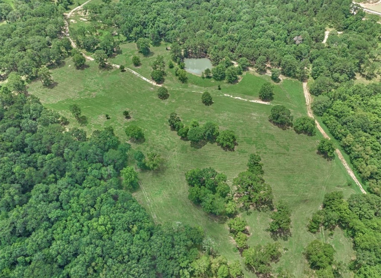 22930 Sharpwest Trail Property Photo 12