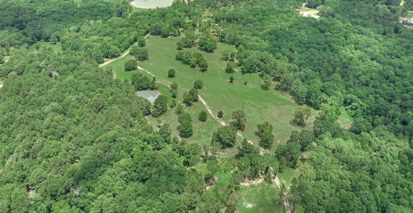 22930 Sharpwest Trail Property Photo 13