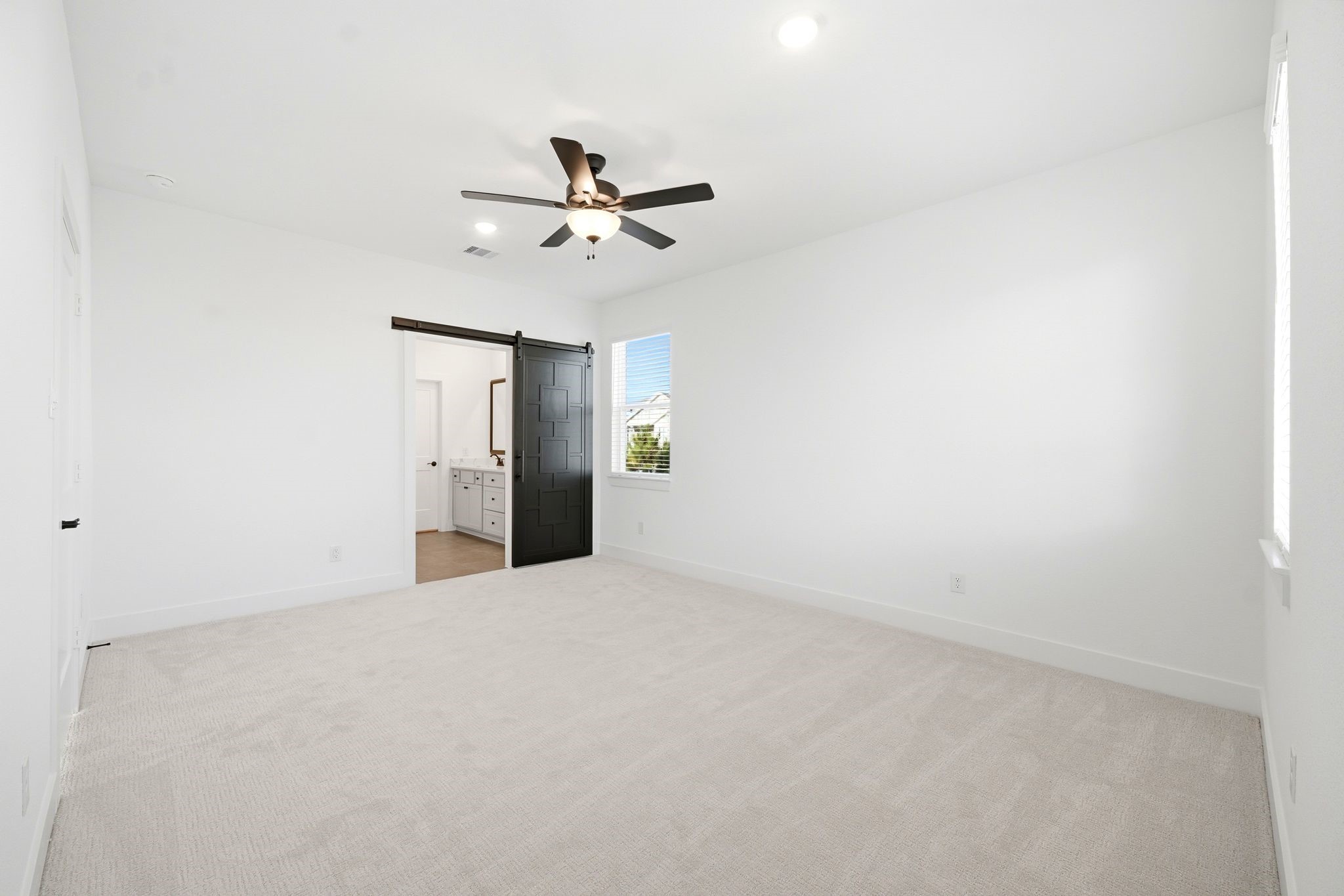 21202 Creeping Bentgrass Drive Property Photo 19