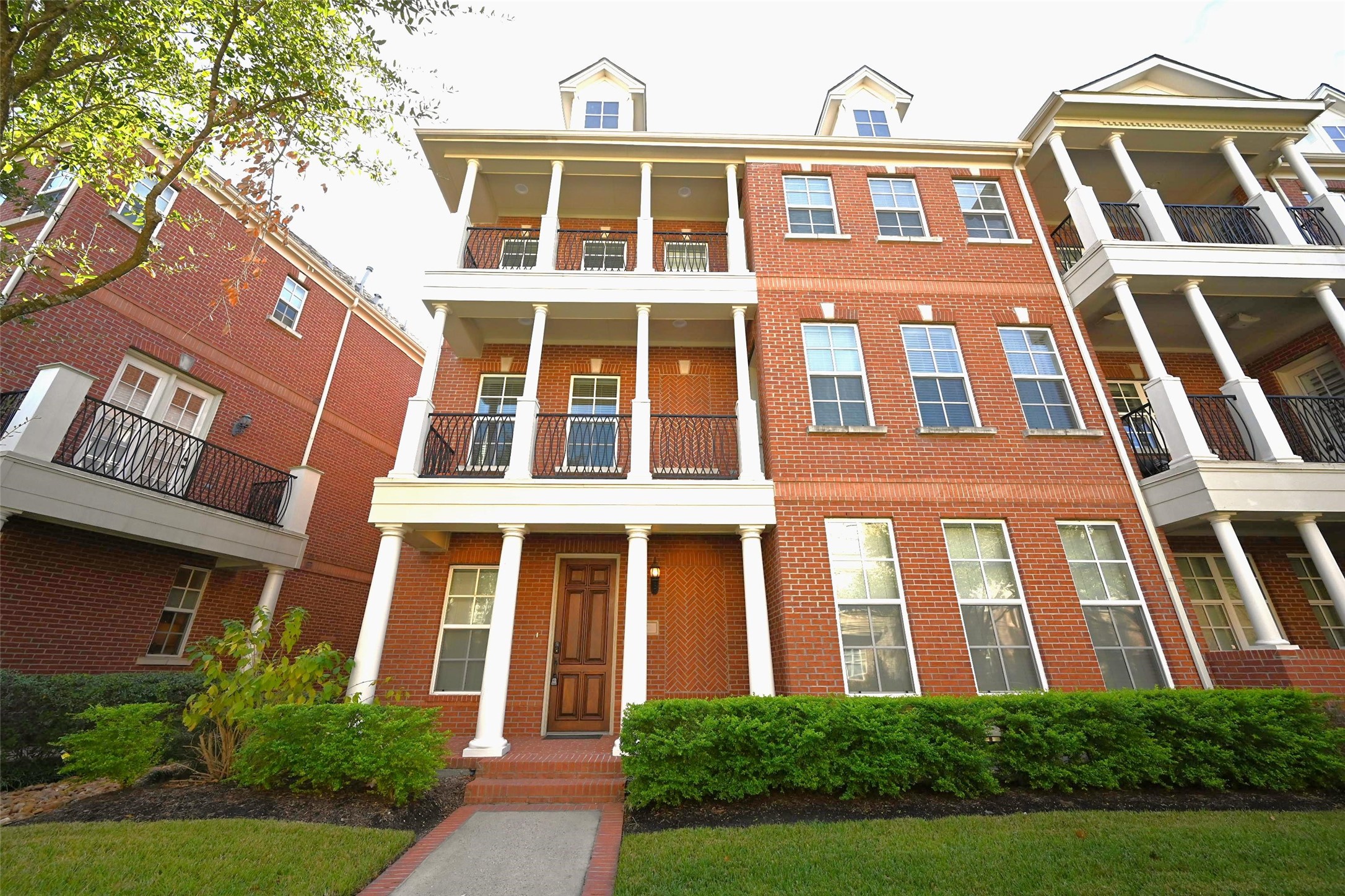 27 History Row Property Photo 1