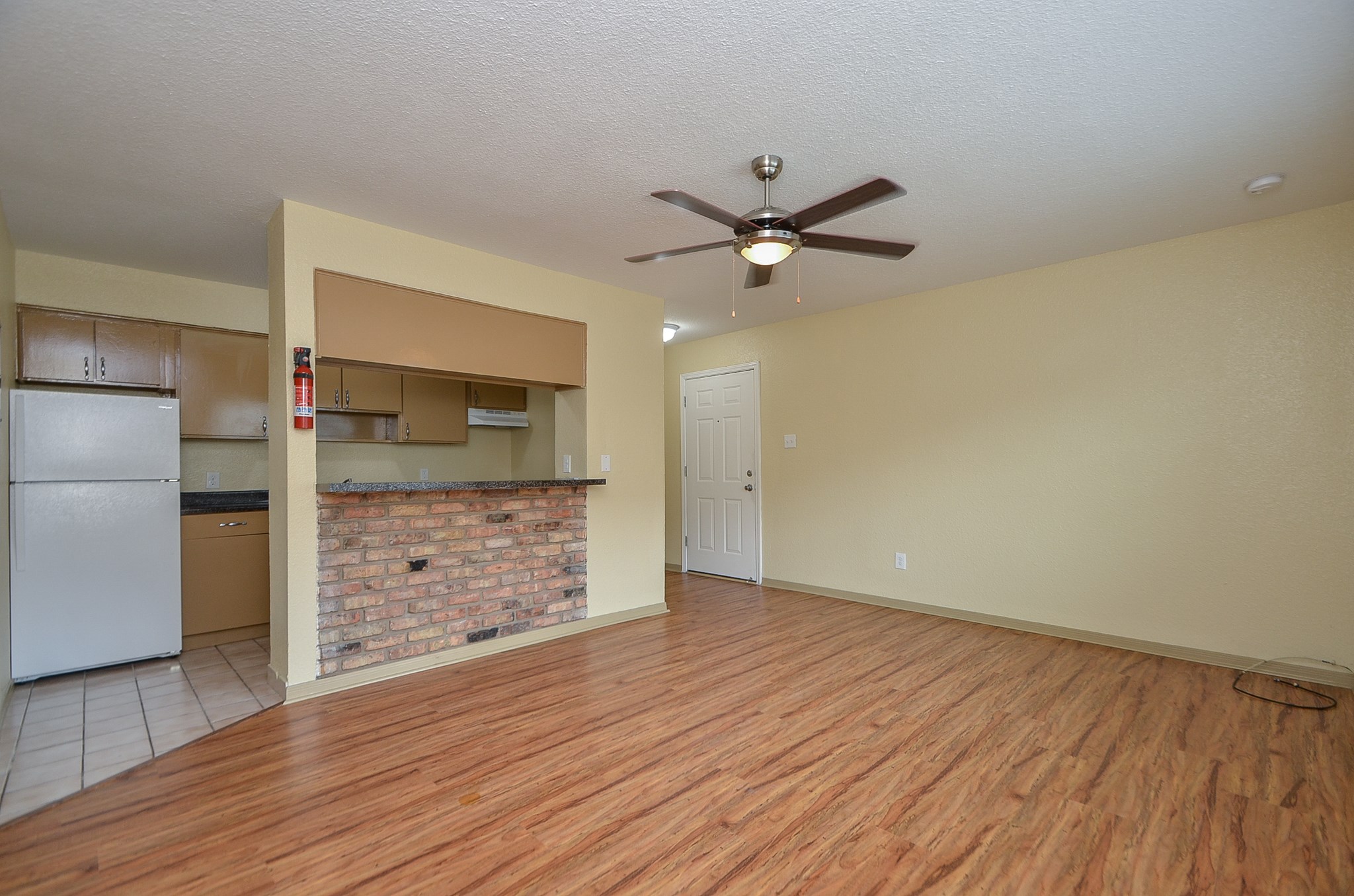 1419 Hawthorne 23 Property Photo 8