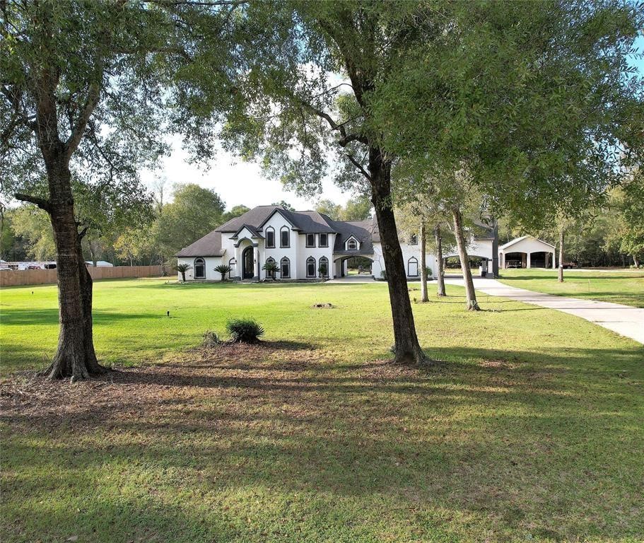 582 County Road 410 Property Photo 2