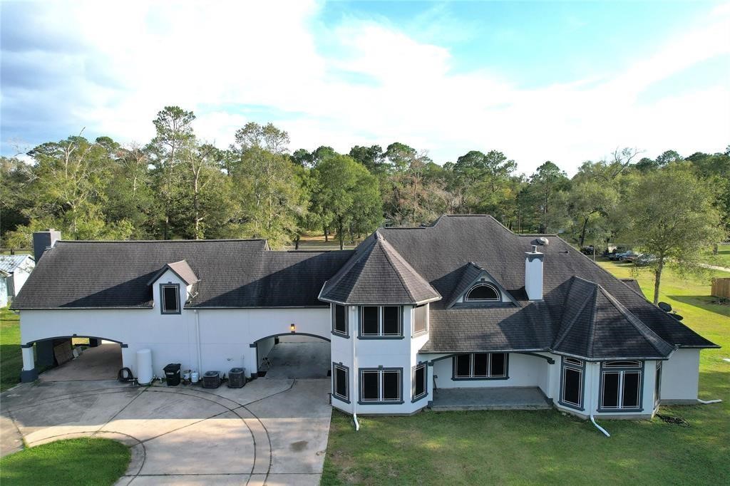 582 County Road 410 Property Photo 6