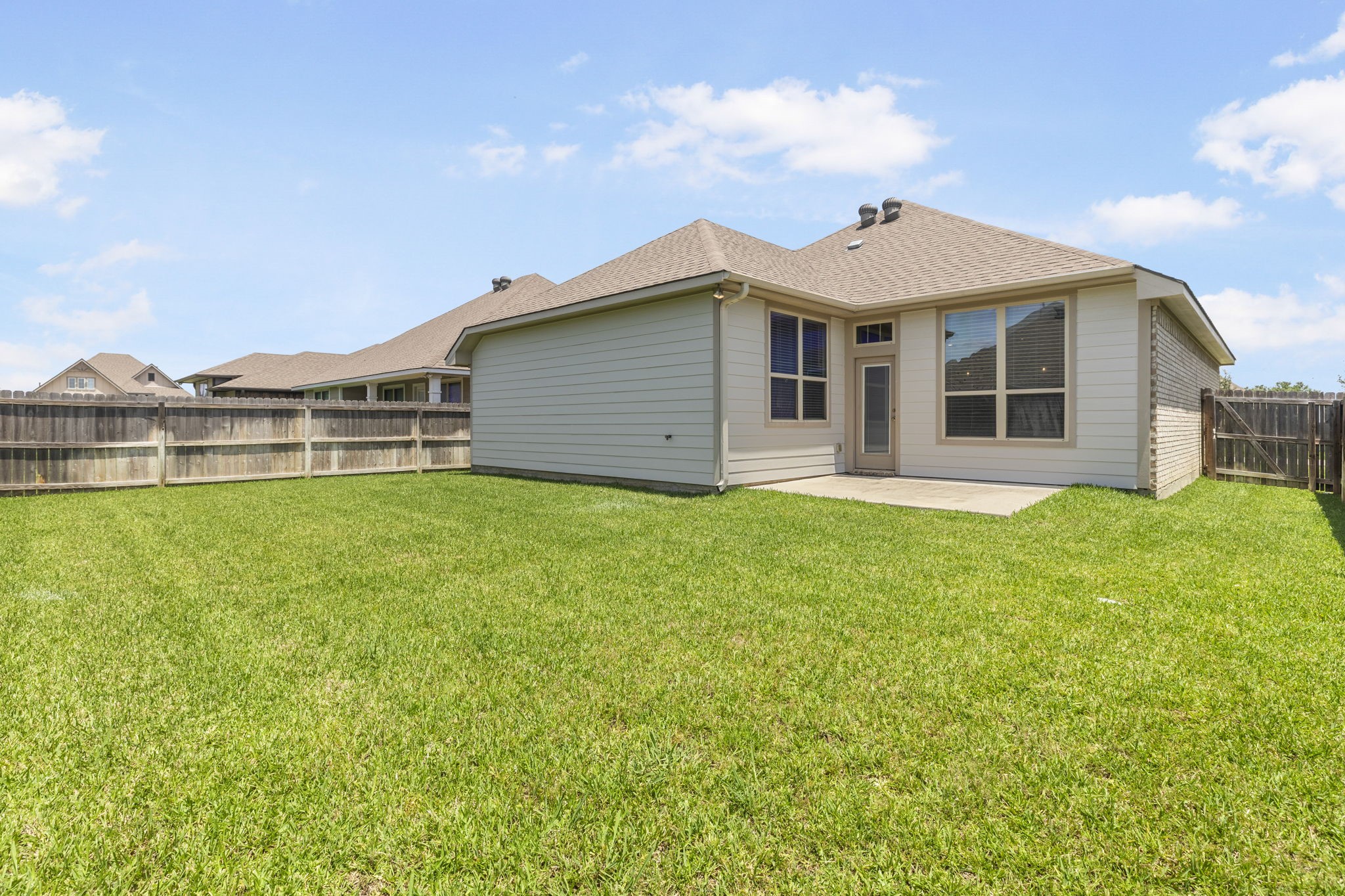 3865 Still Creek Loop Property Photo 6