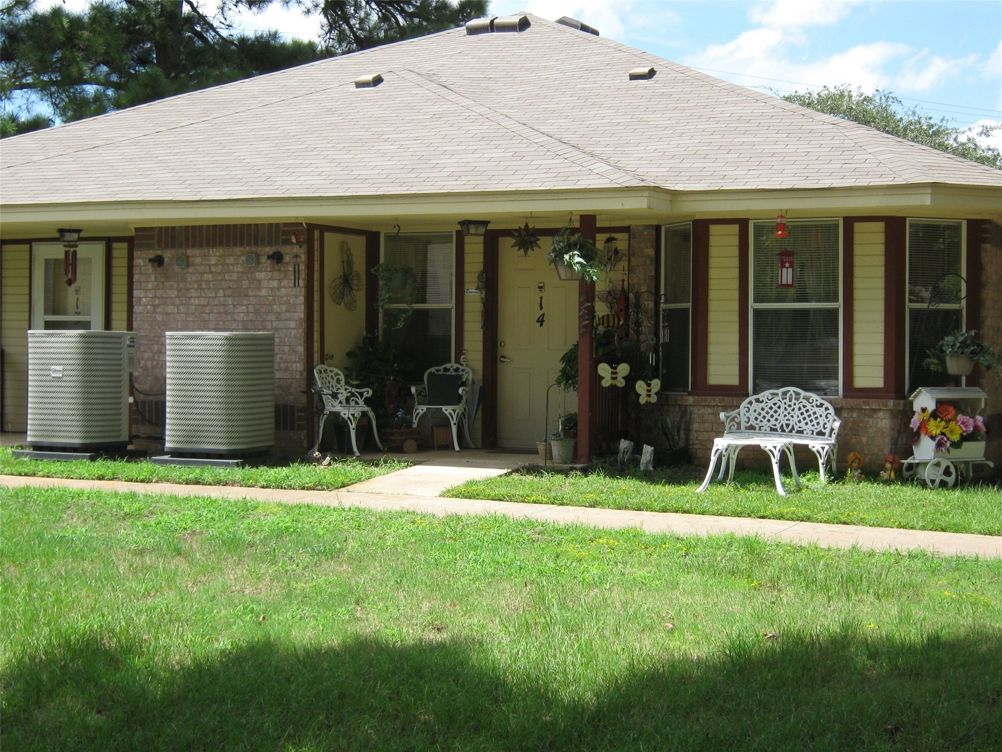 716 Gardner Dr Property Photo 1