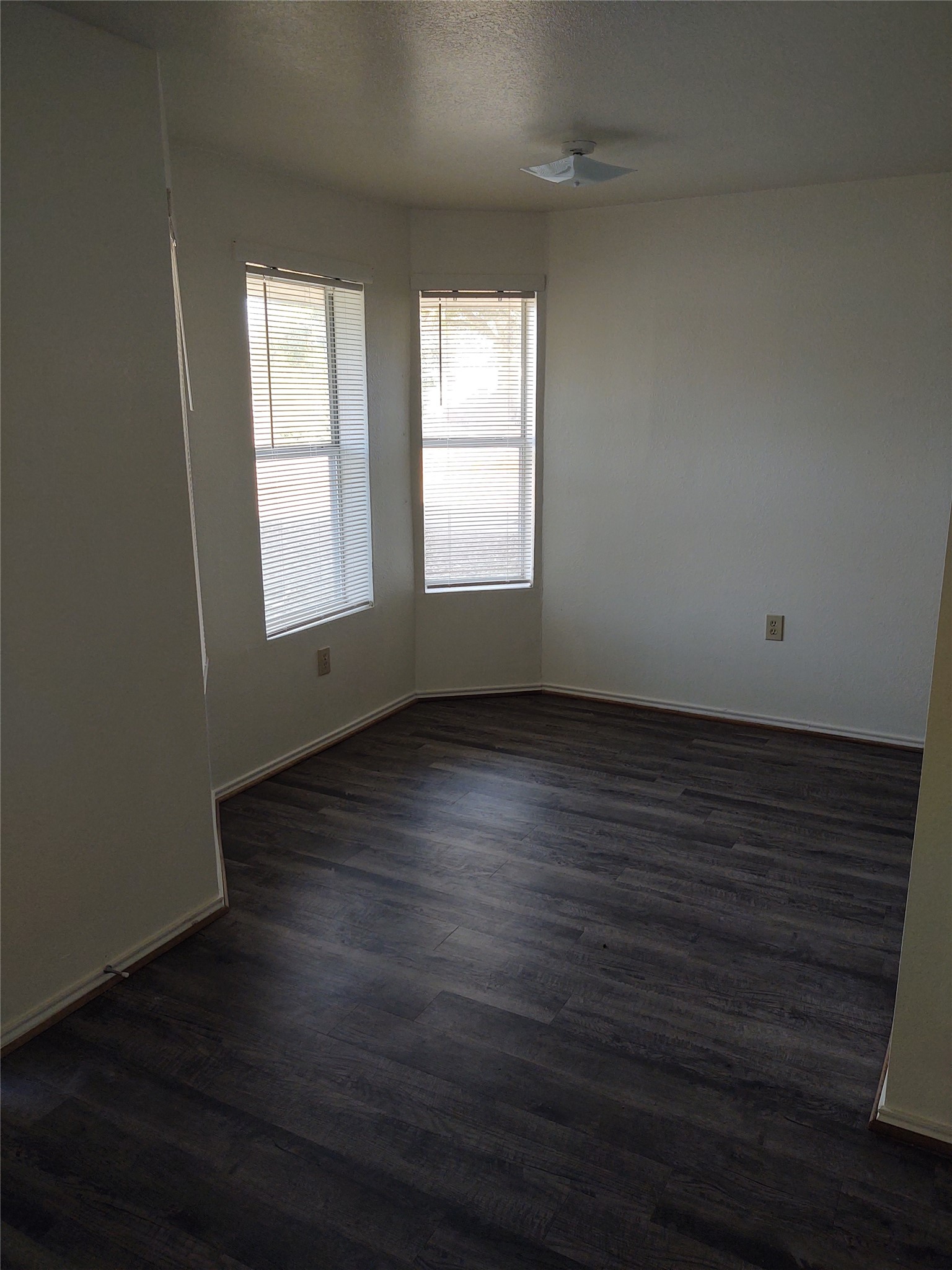 716 Gardner Dr Property Photo 4