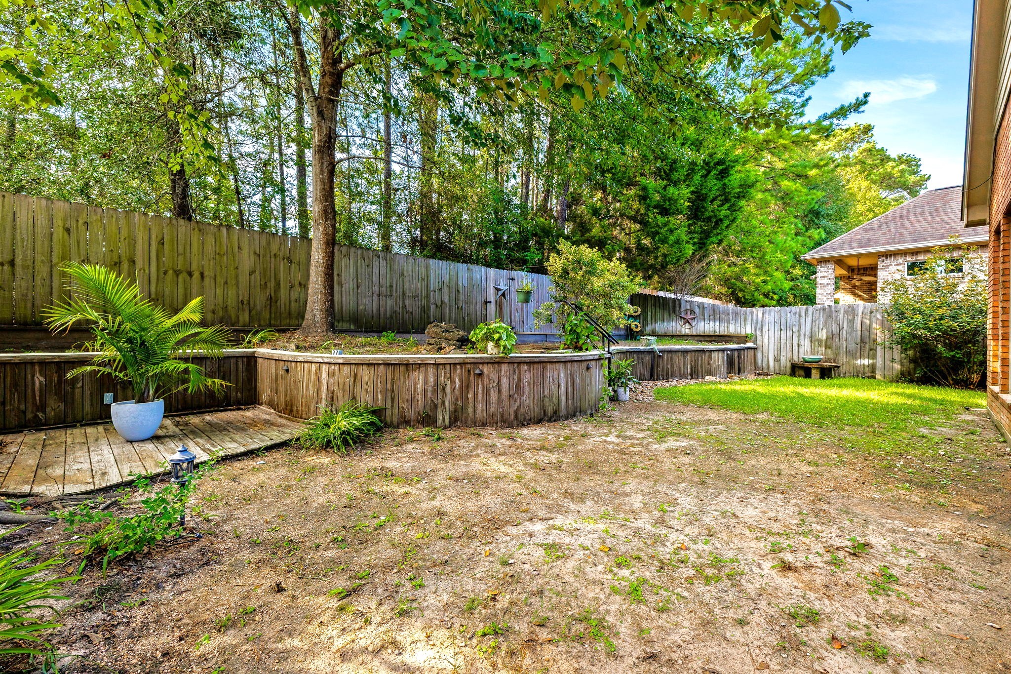 108 Sunshine Ln Property Photo 4